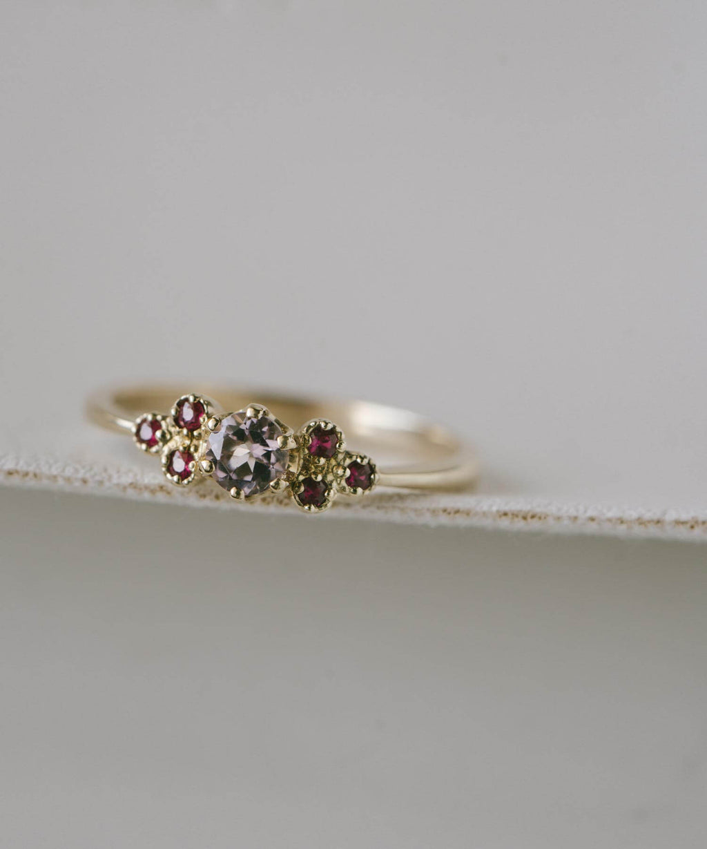 10K Gold Dainty Clover Gemstone Ring | TERRA-CLAVA