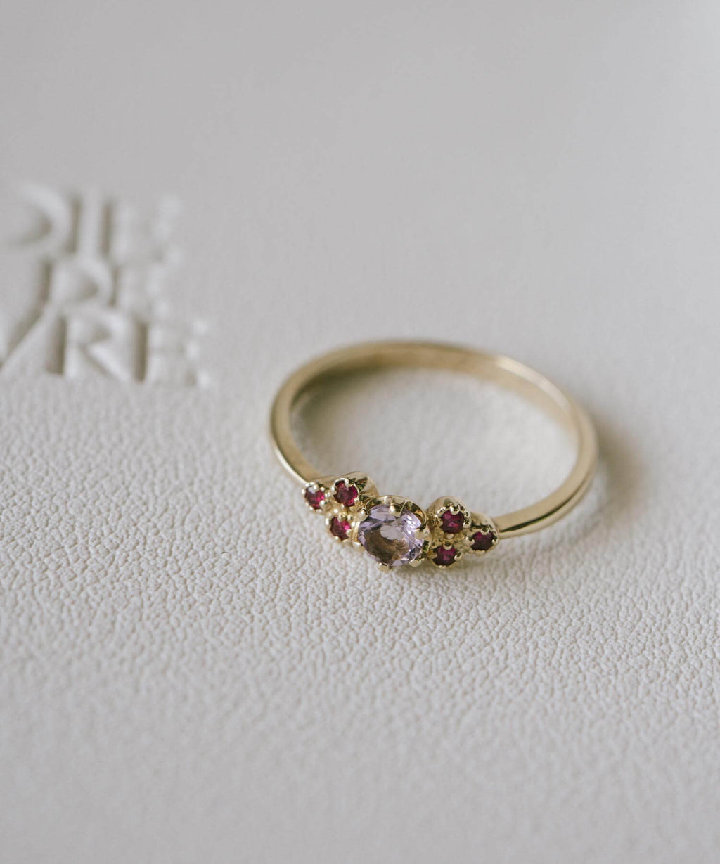 10K Gold Dainty Clover Gemstone Ring | TERRA-CLAVA
