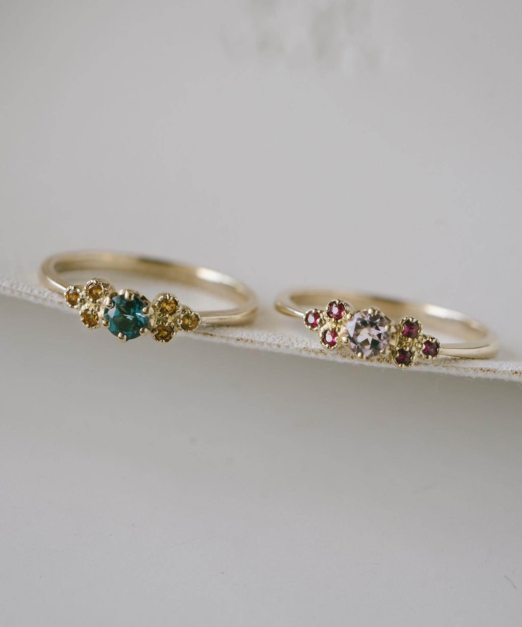 10K Gold Dainty Clover Gemstone Ring | TERRA-CLAVA