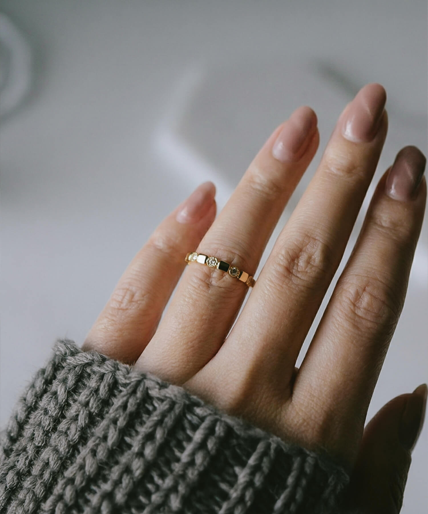 K18 Pulse Line Diamond Ring | TESSERA RING