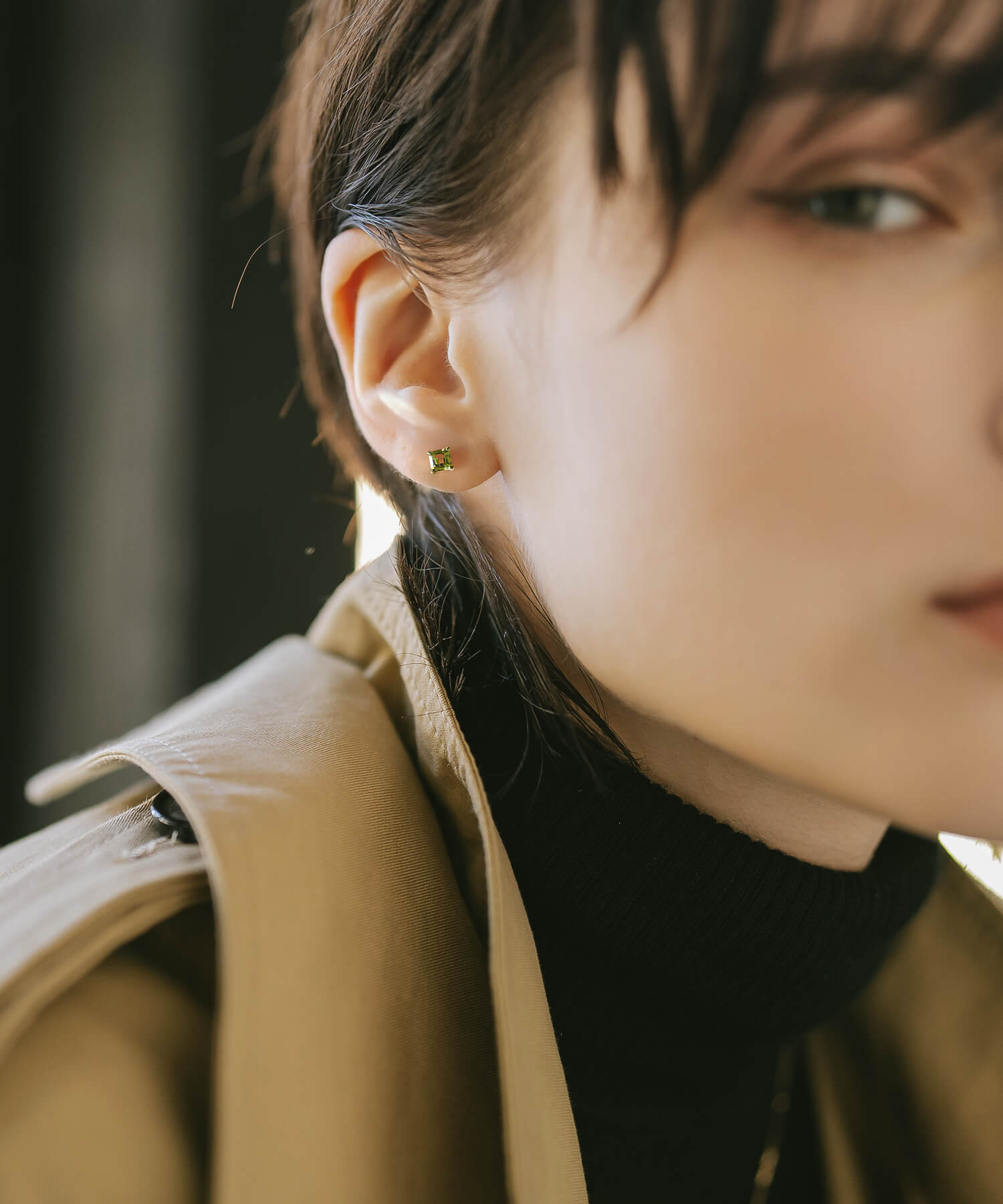 10K Gold Square Prism Earrings | TETRA ENA