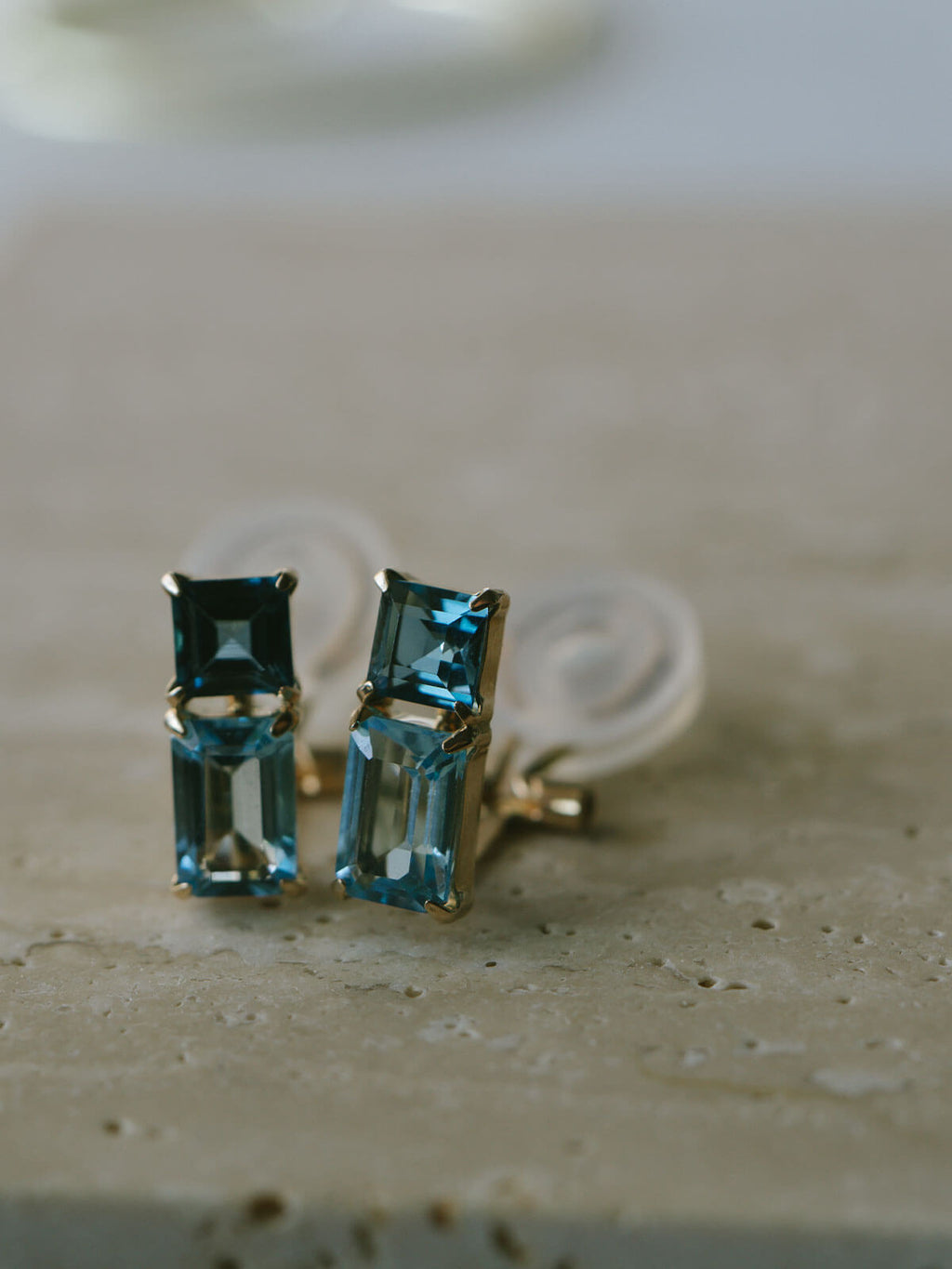 10K Gold Blue Topaz Geometric Drop Earrings | TETRA-NESTO