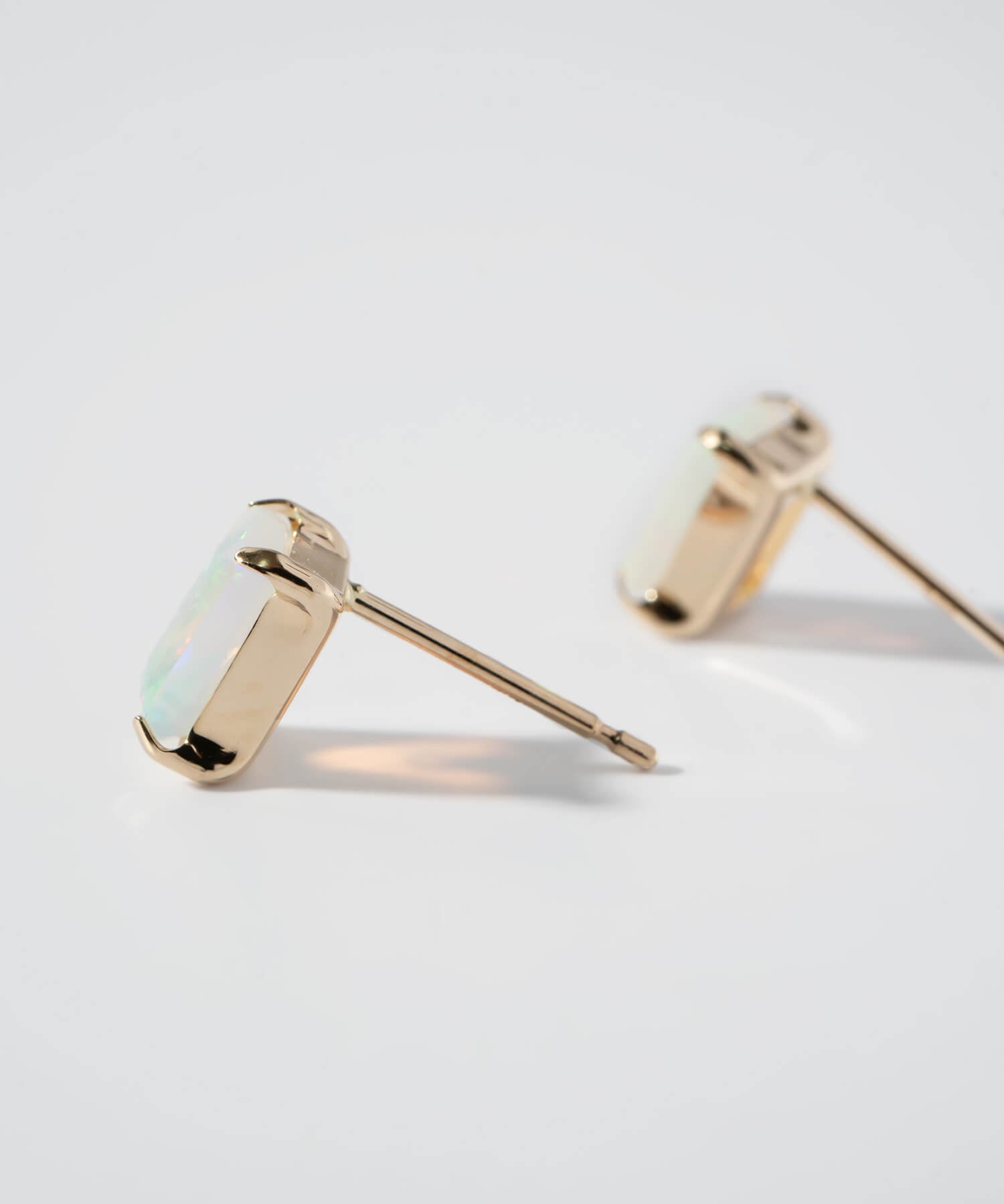 10K Gold Baguette-cut Opal Earrings | TETRA-IRIS