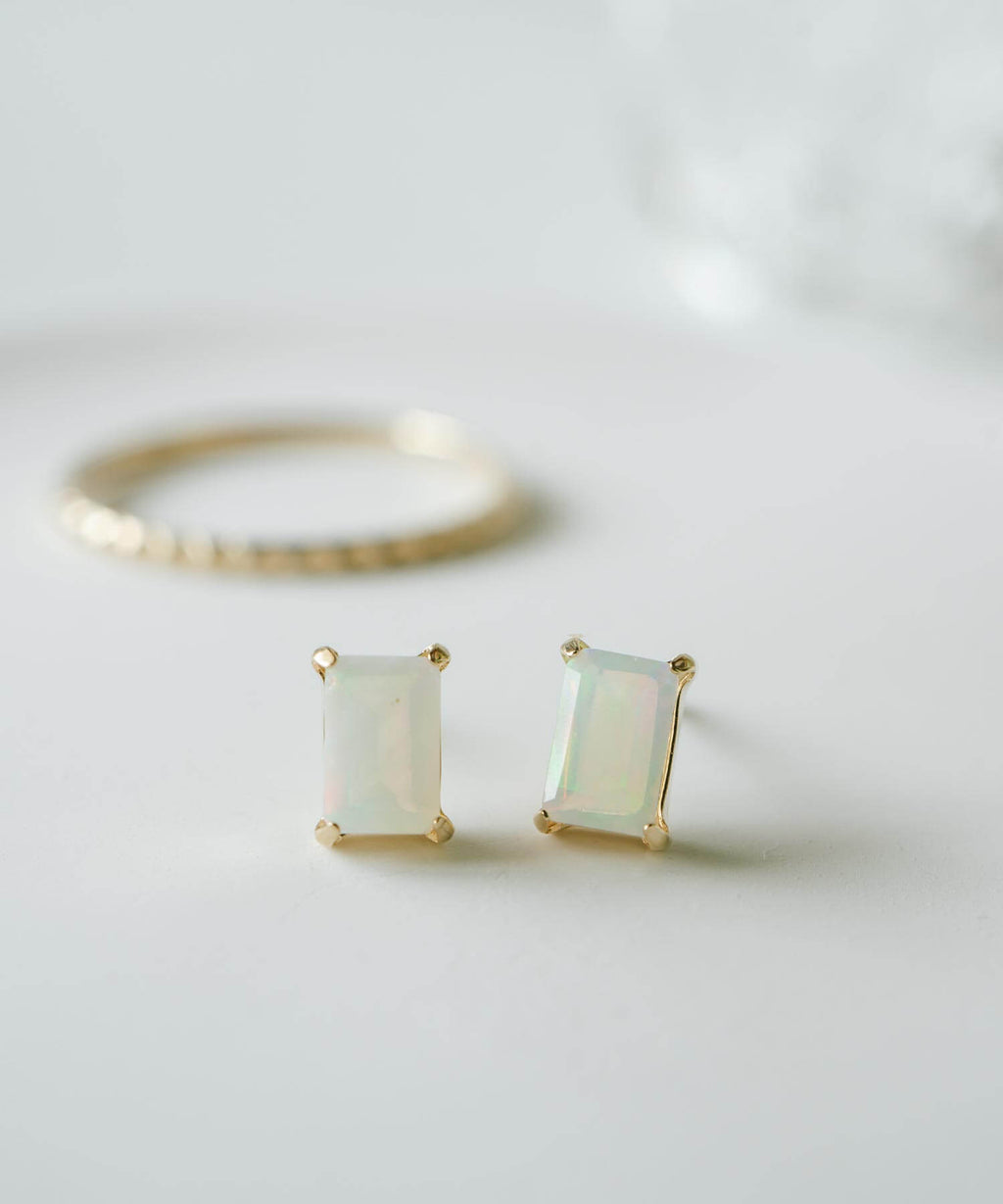 10K Gold Baguette-cut Opal Earrings | TETRA-IRIS