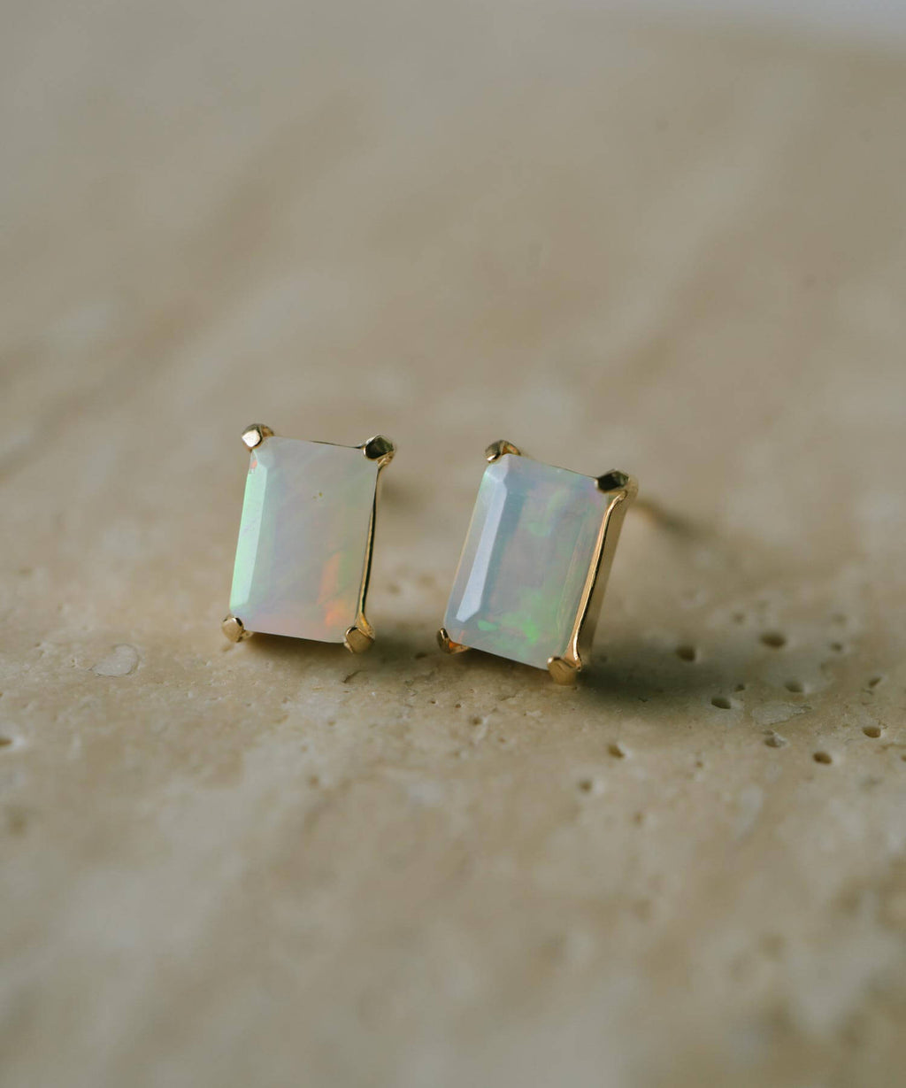 10K Gold Baguette-cut Opal Earrings | TETRA-IRIS