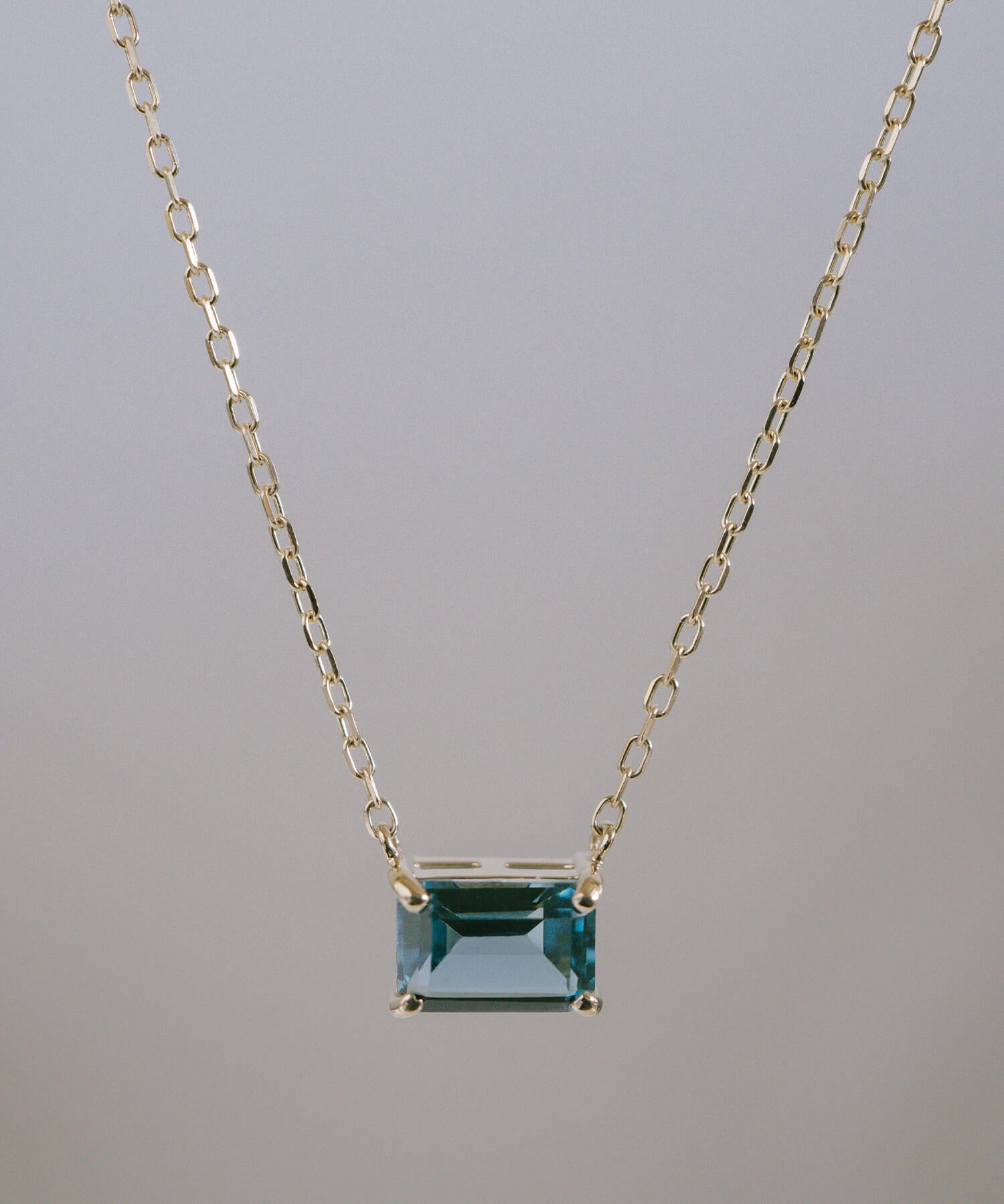 10K Gold Emerald Cut Gemstone Necklace | TETRA-SJU