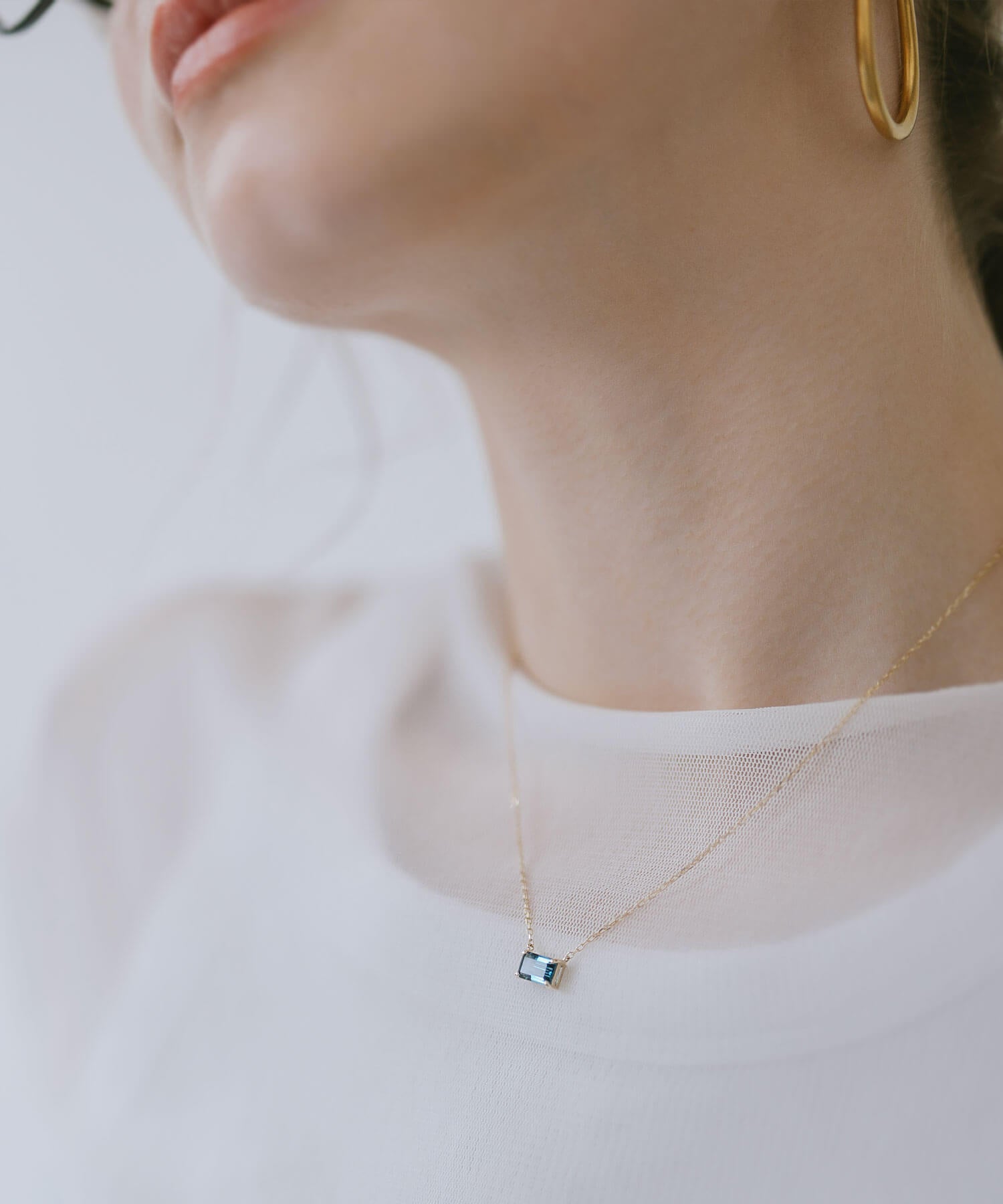 10K Gold Emerald Cut Gemstone Necklace | TETRA-SJU