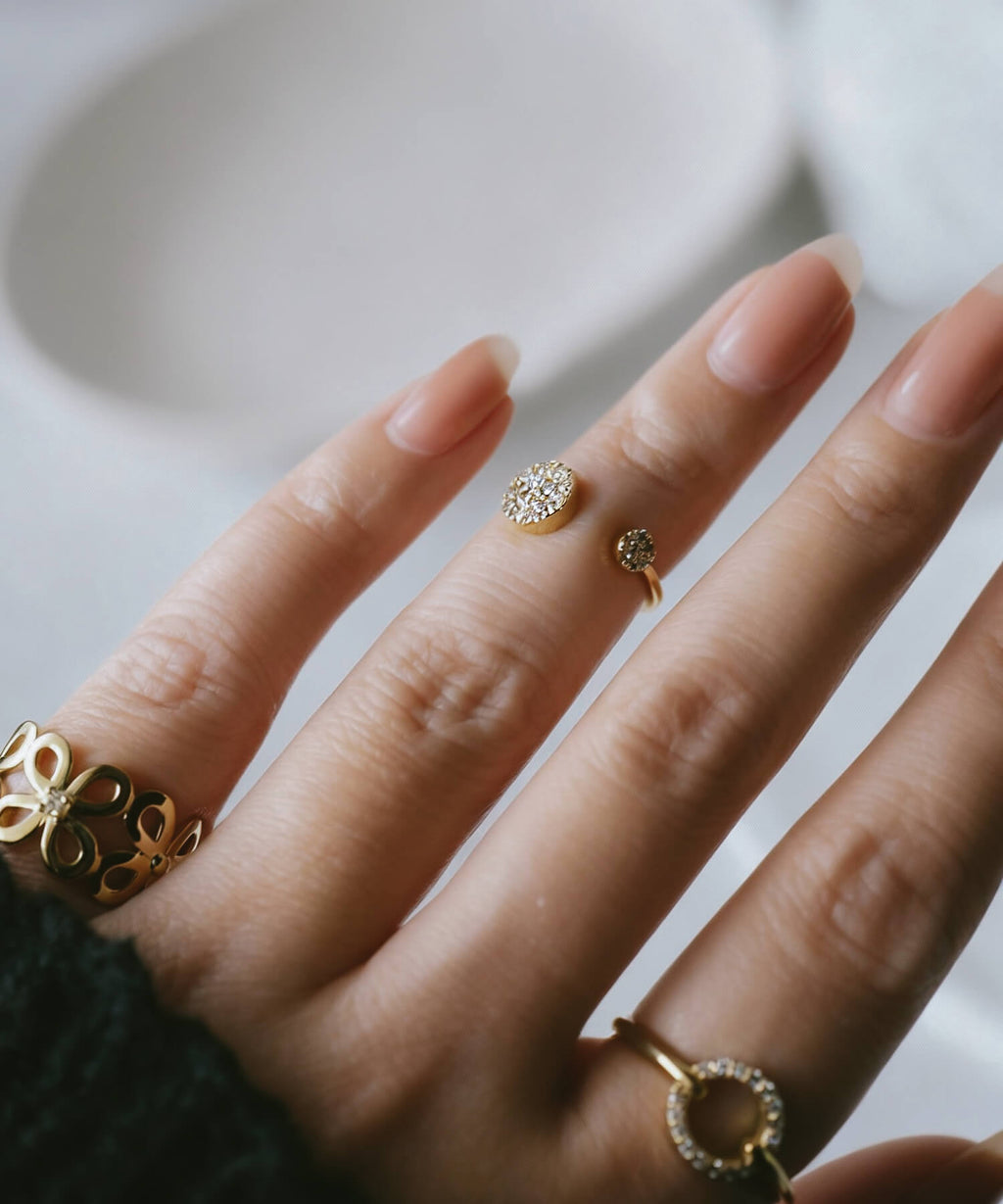 K18 Twin Diamond Fork Ring | THELAIA RING