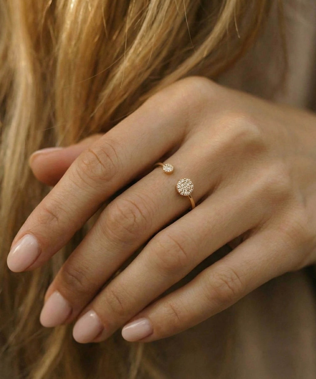 K18 Twin Diamond Fork Ring | THELAIA RING