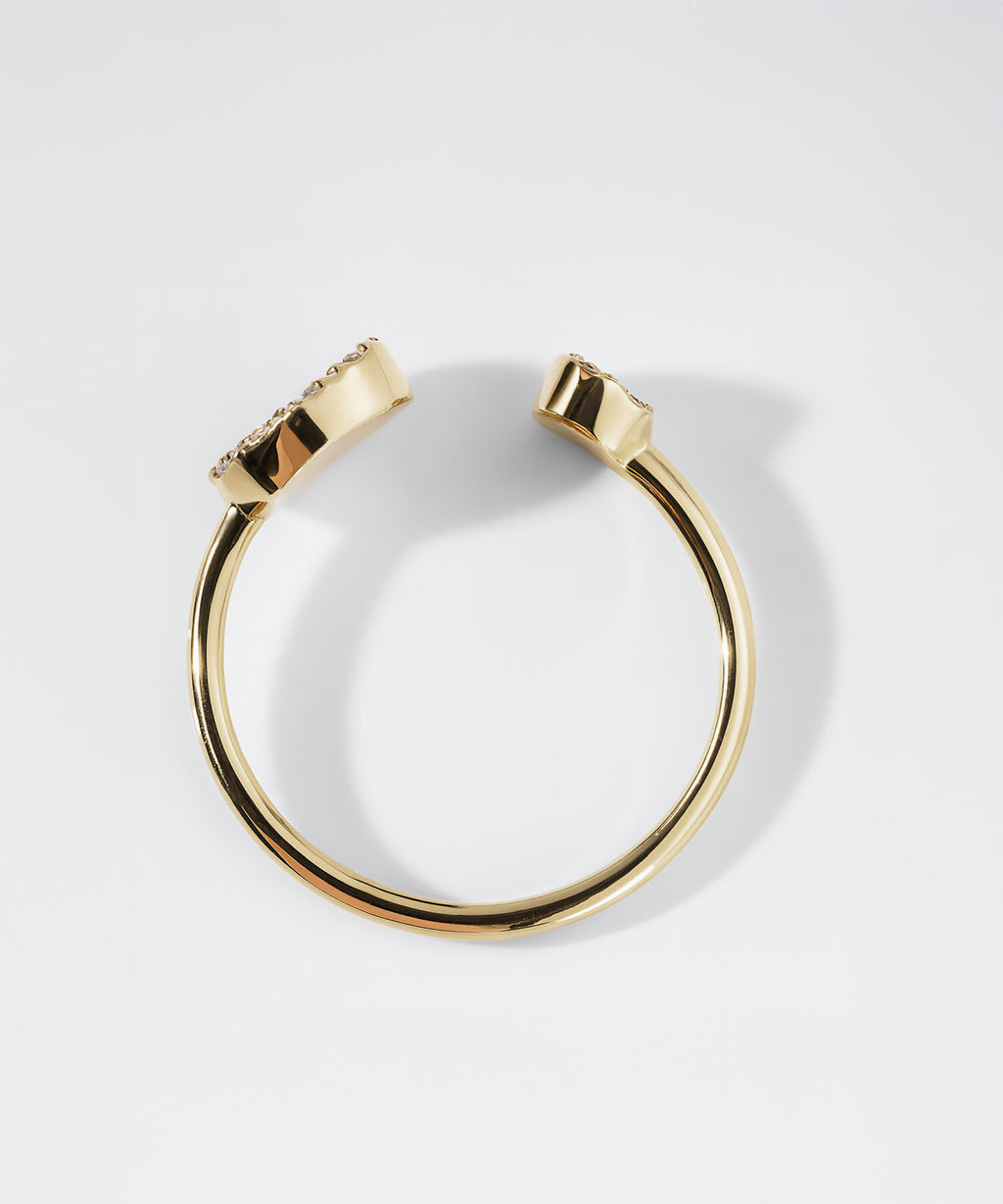 K18 Twin Diamond Fork Ring | THELAIA RING