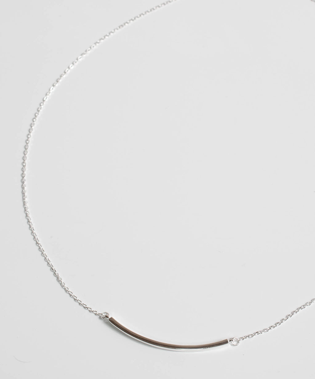 Smile Line Bar Necklace TIGO - 18K Gold Plated Sterling Silver