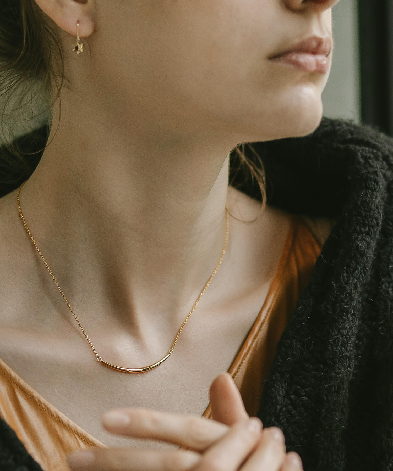 Smile Line Bar Necklace TIGO - 18K Gold Plated Sterling Silver