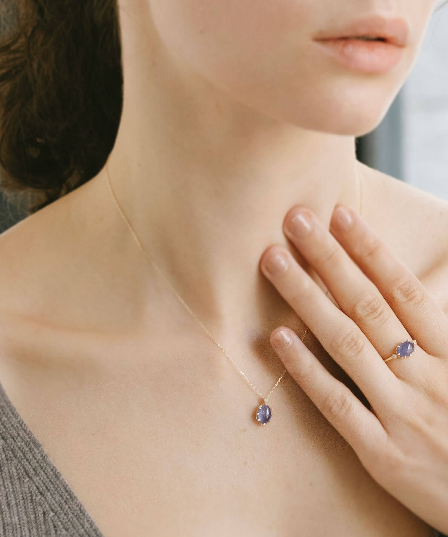 Oval Cabochon Necklace | ELIA-ETT