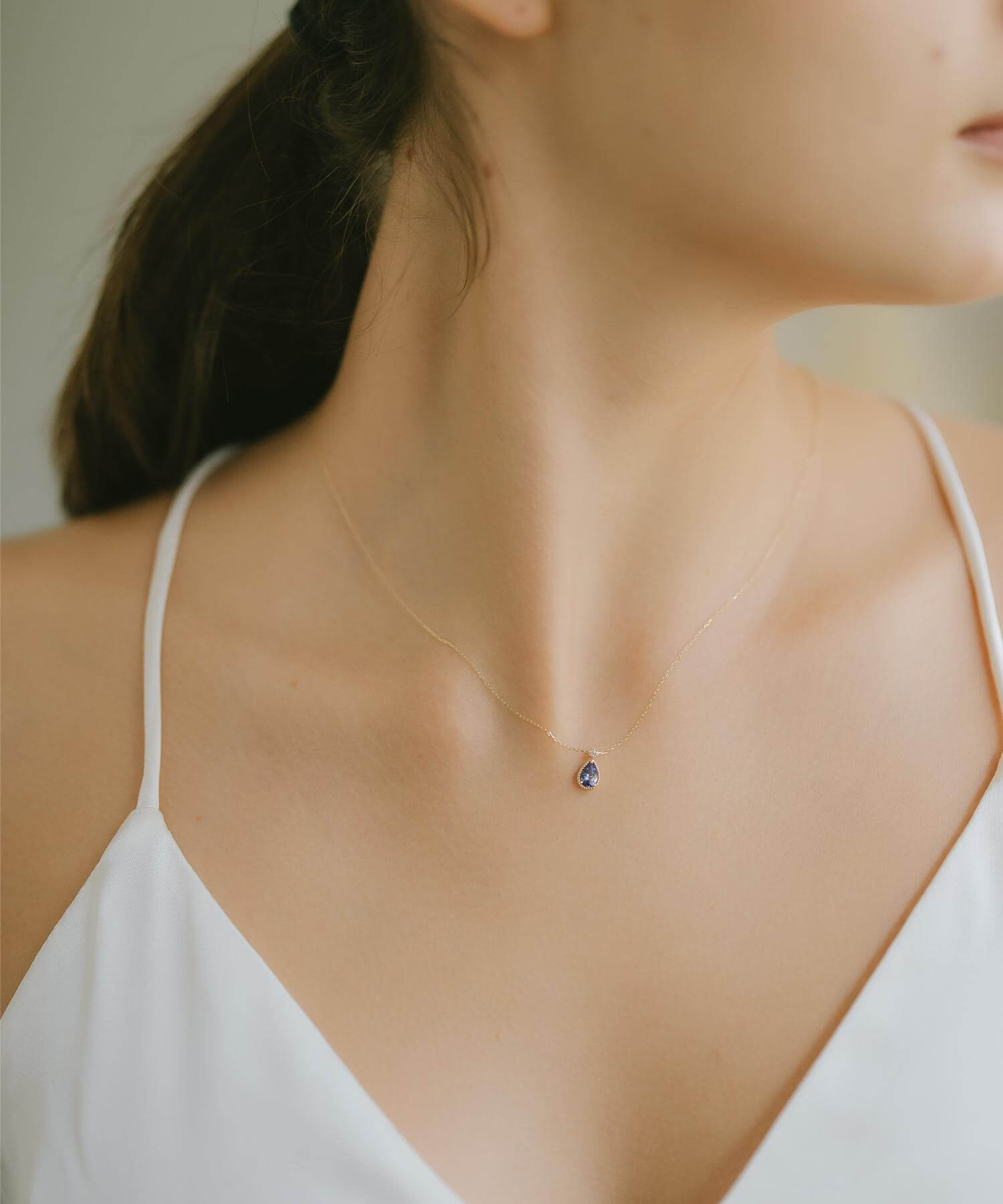 10K Gold Drop Gemstone Necklace | GLOA-SOLZE