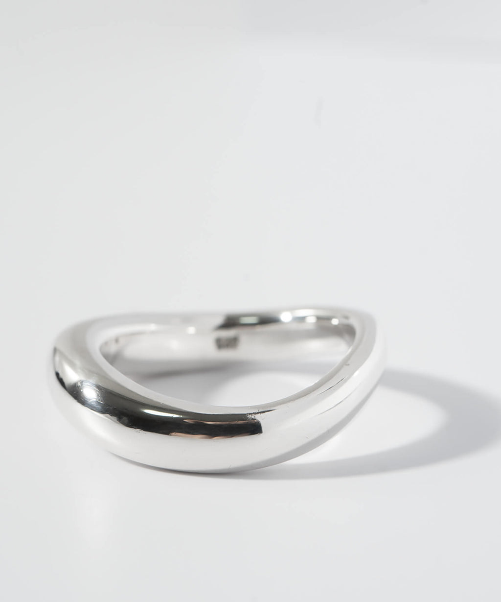 18K Gold Plated Sterling Silver Hand Forged Wavy Ring | ULUA