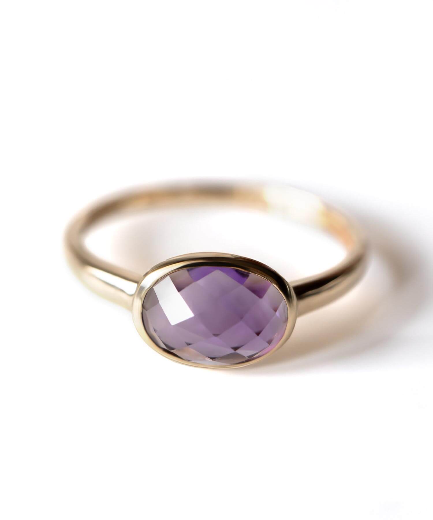 10K Gold Amethyst Obal Ring | GLOA-TVA