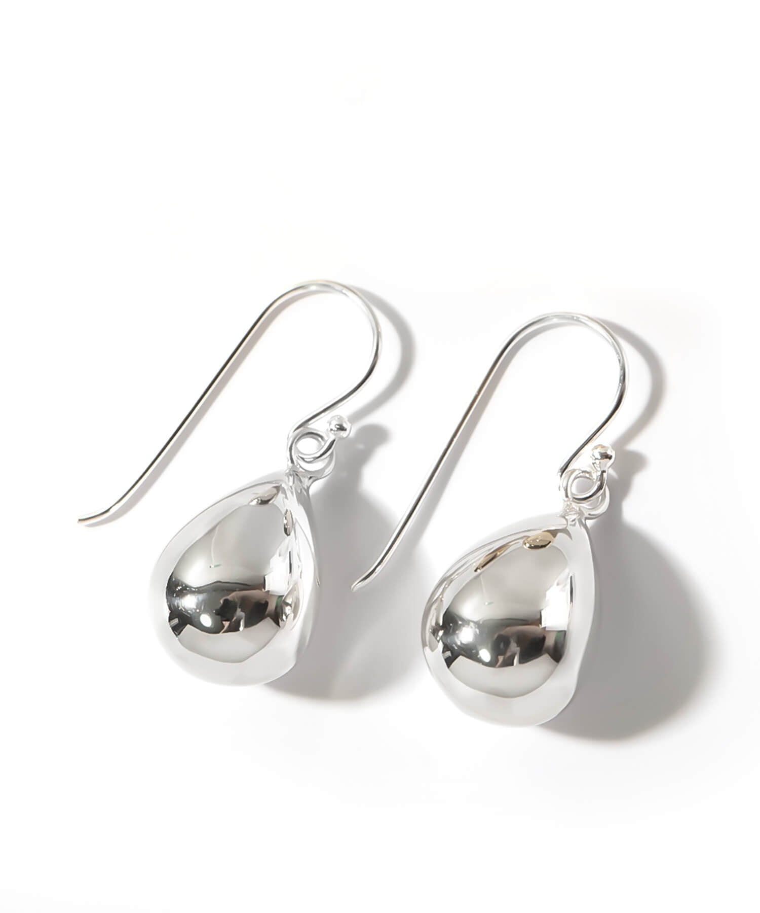 18K Gold Plated Sterling Silver Dangle Drop Pierce | QATRA