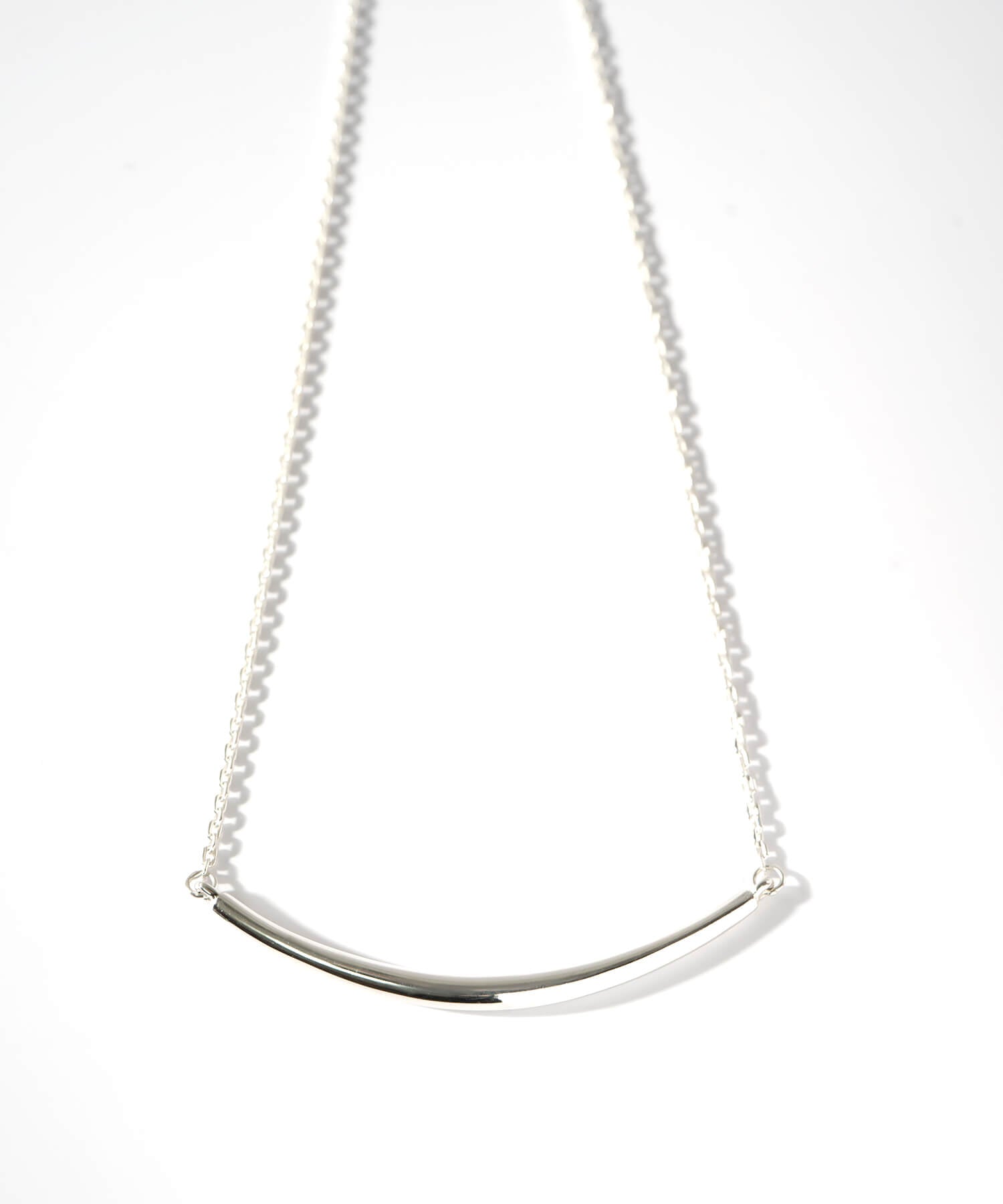 18K Gold Plated Sterling Silver Smile Line Bar Necklace | TIGO