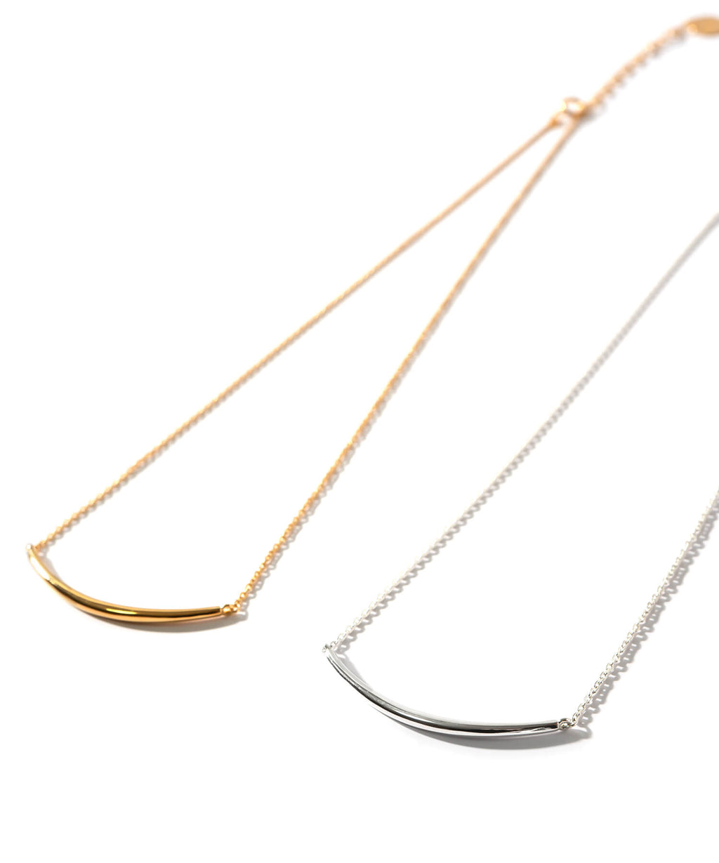 18K Gold Plated Sterling Silver Smile Line Bar Necklace | TIGO