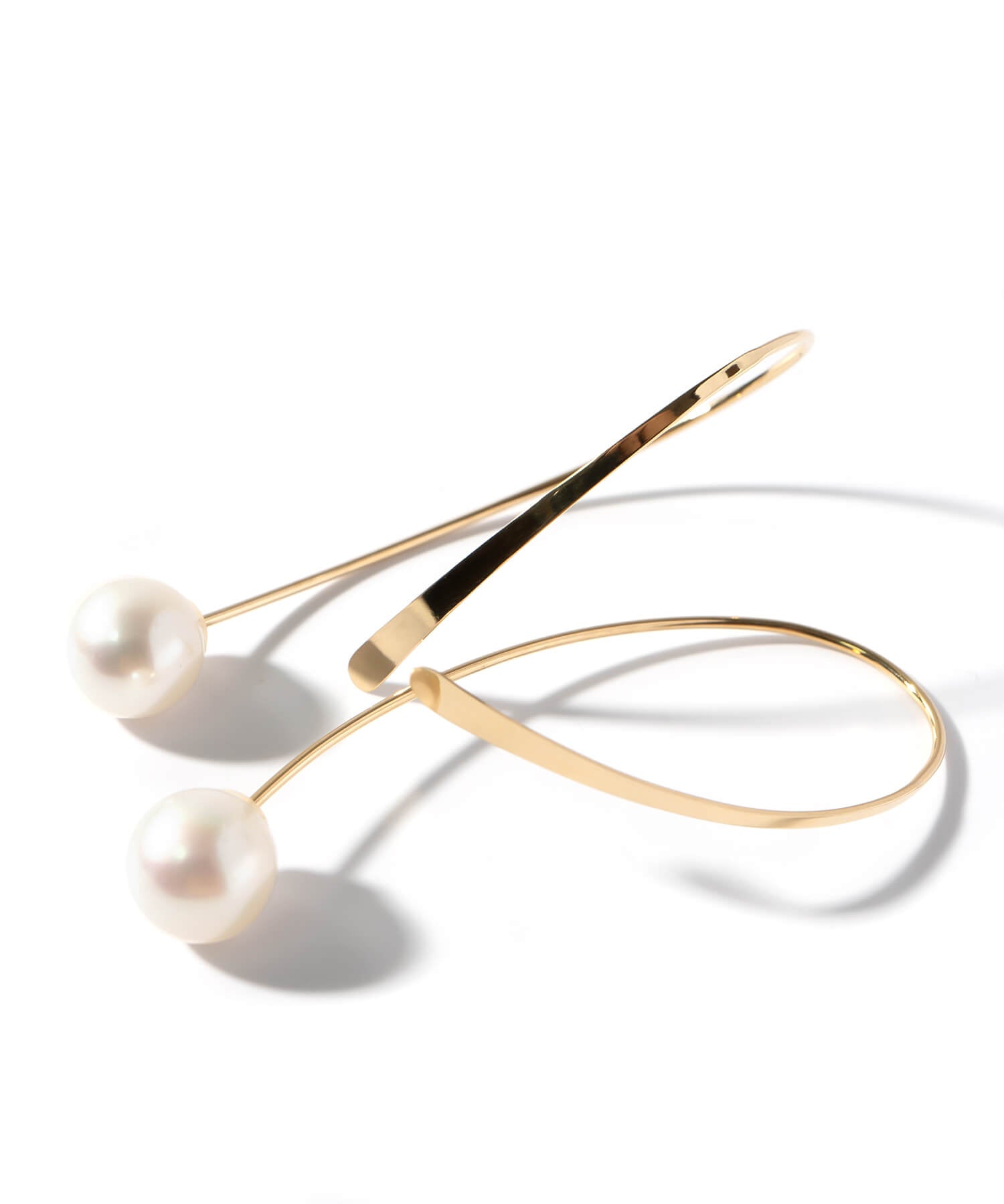 18K Gold Almond Hoop Earrings | GOUCCIA