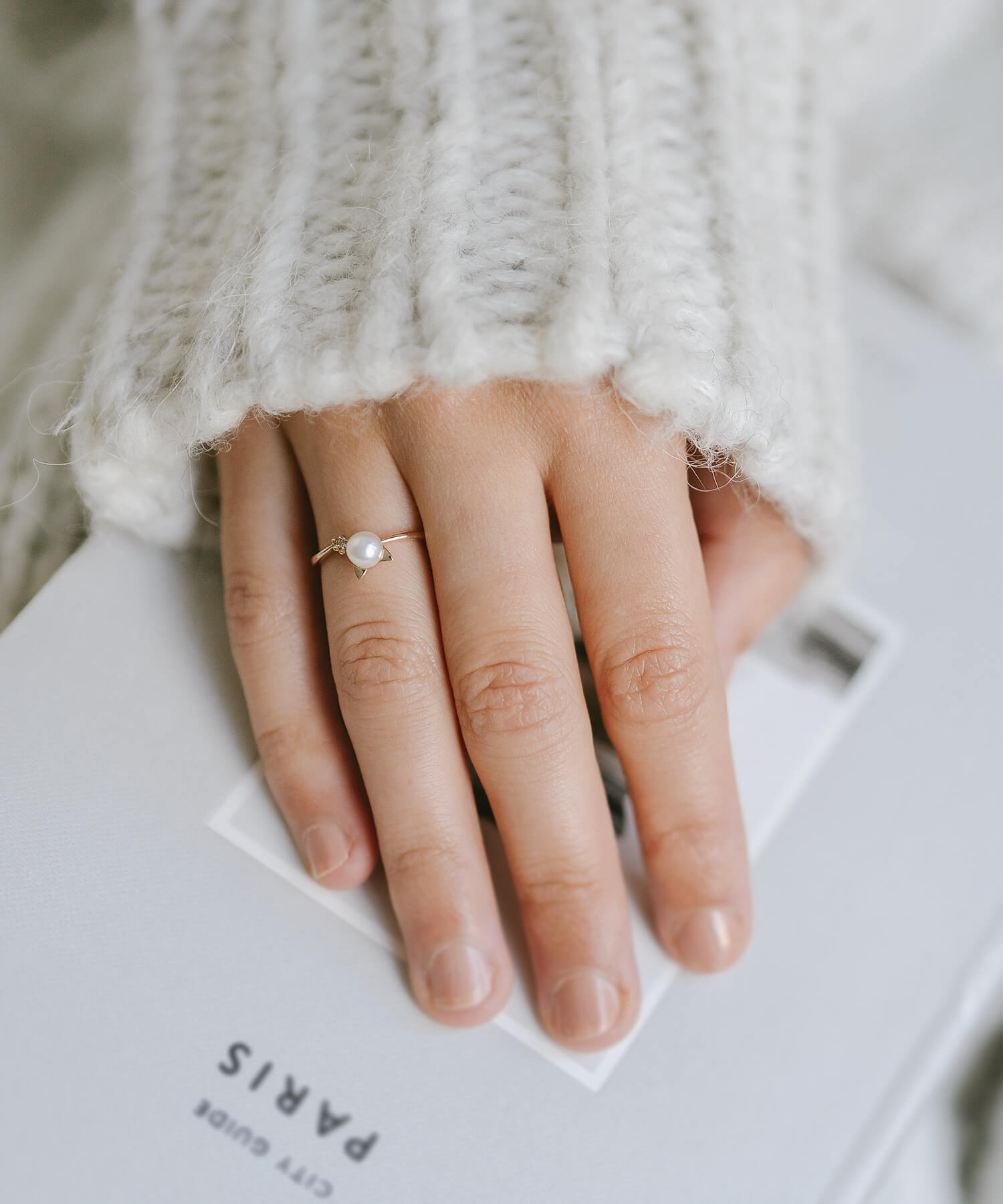 10K Gold Pearl and Diamond Cat Ring | FORTUNA-CAT