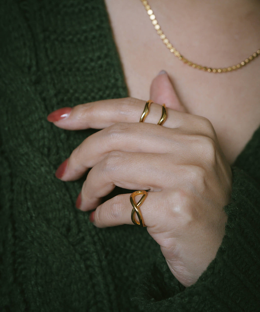 18K Gold Plated Sterling Silver Cross Line Earcuff | XIRA
