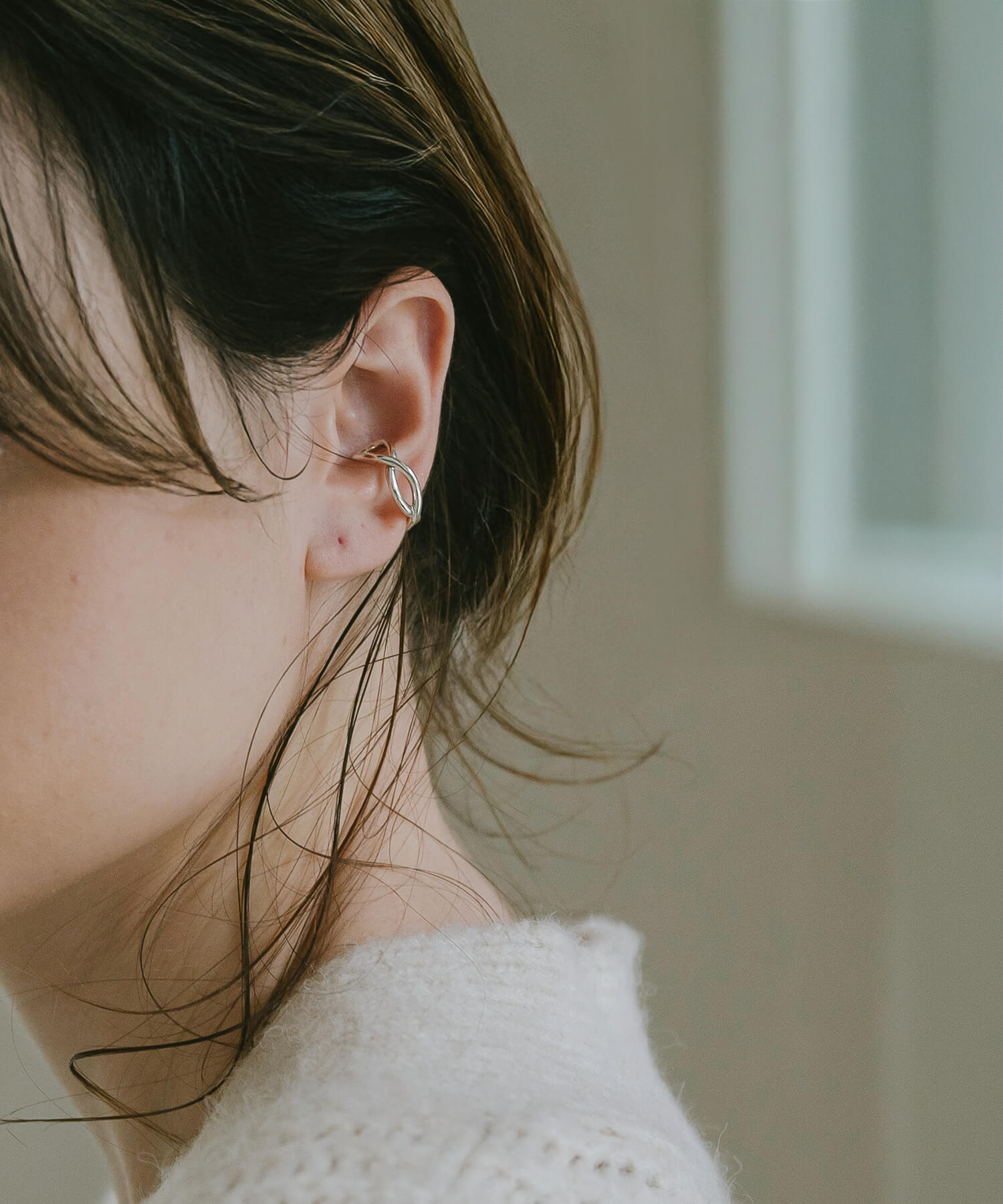 18K Gold Plated Sterling Silver Cross Line Earcuff | XIRA