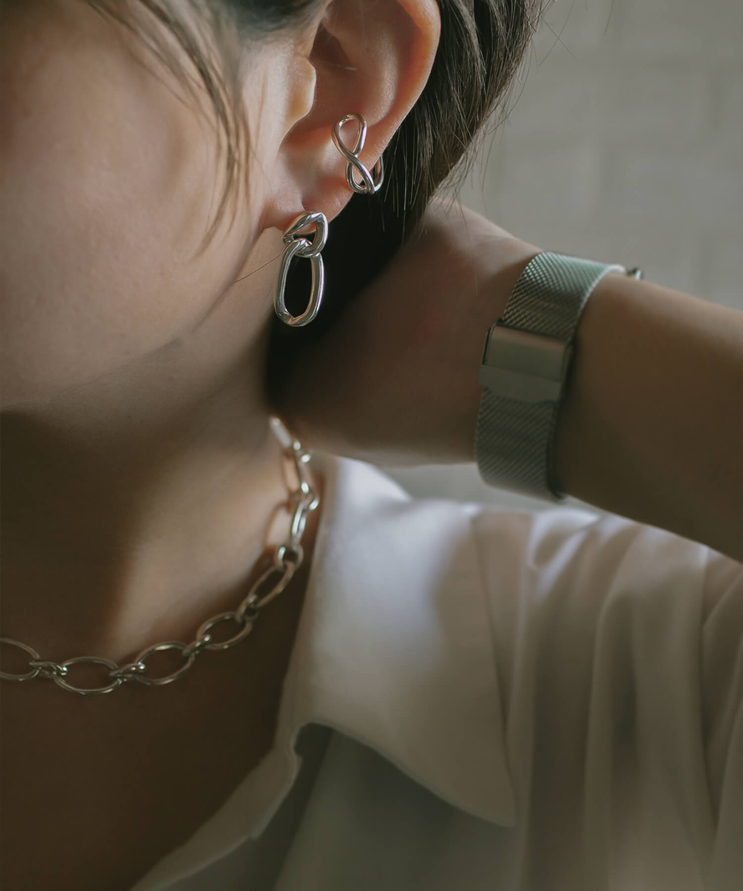 18K Gold Plated Sterling Silver Cross Line Earcuff | XIRA