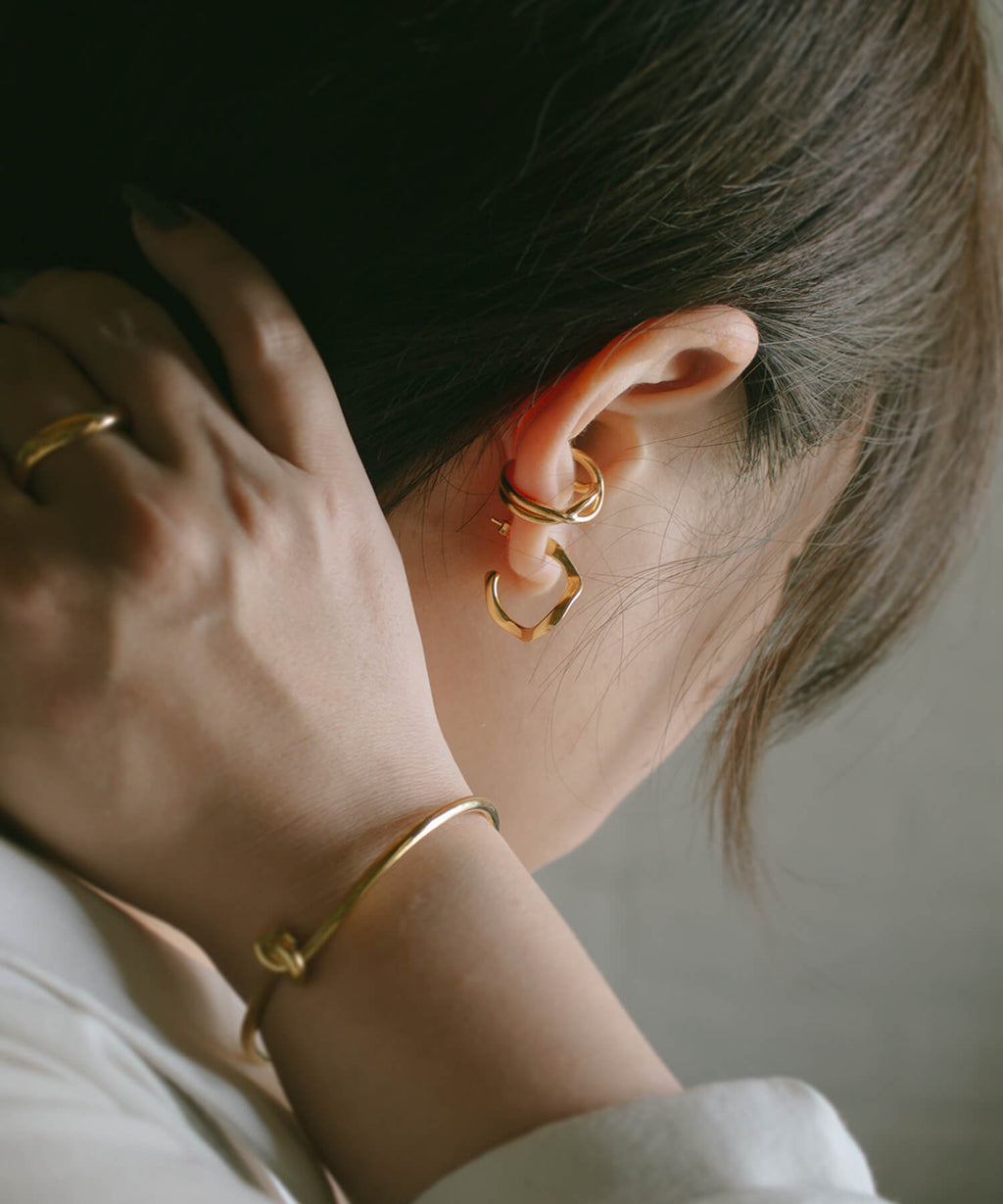 18K Gold Plated Sterling Silver Cross Line Earcuff | XIRA