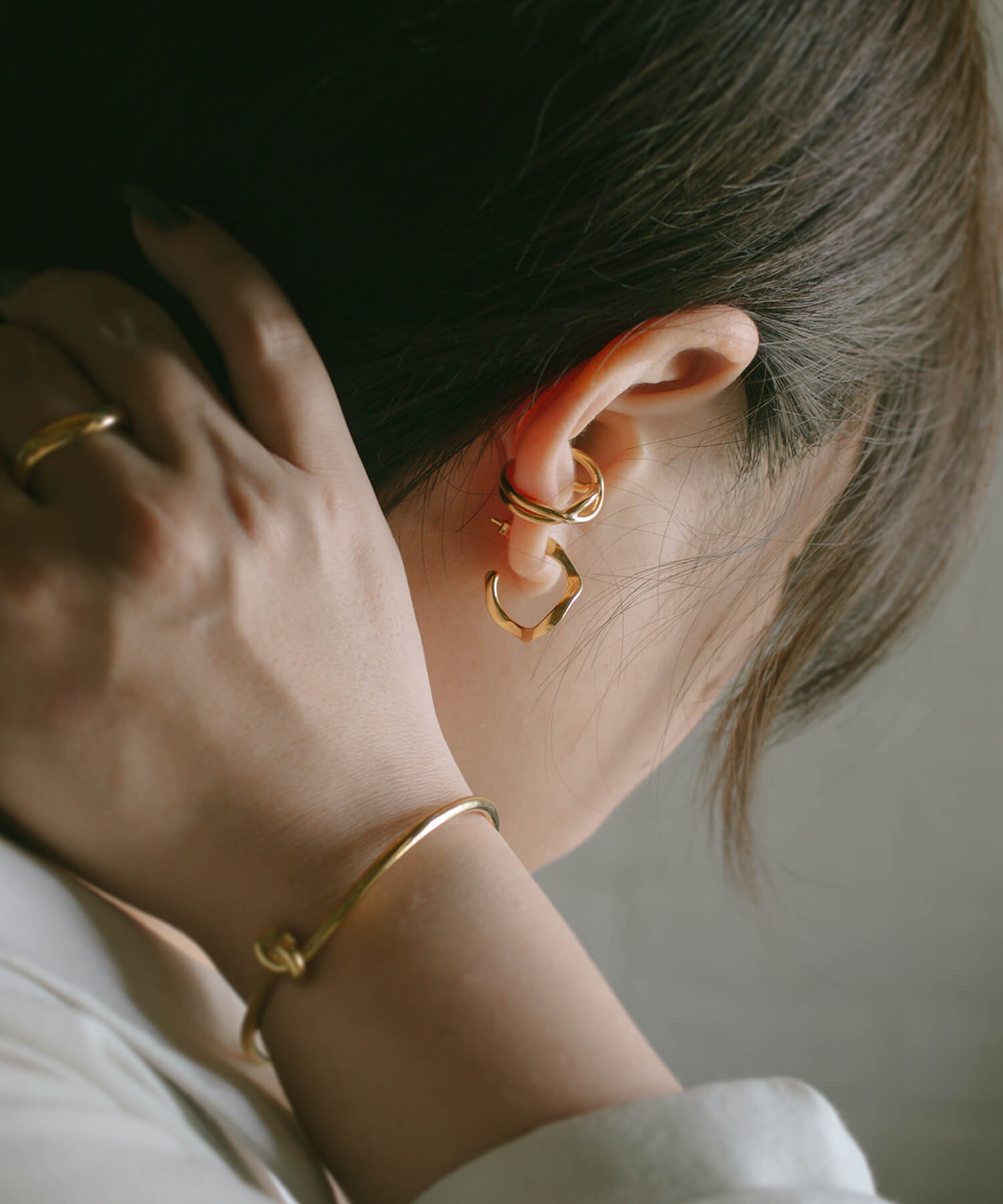18K Gold Plated Sterling Silver Cross Line Earcuff | XIRA