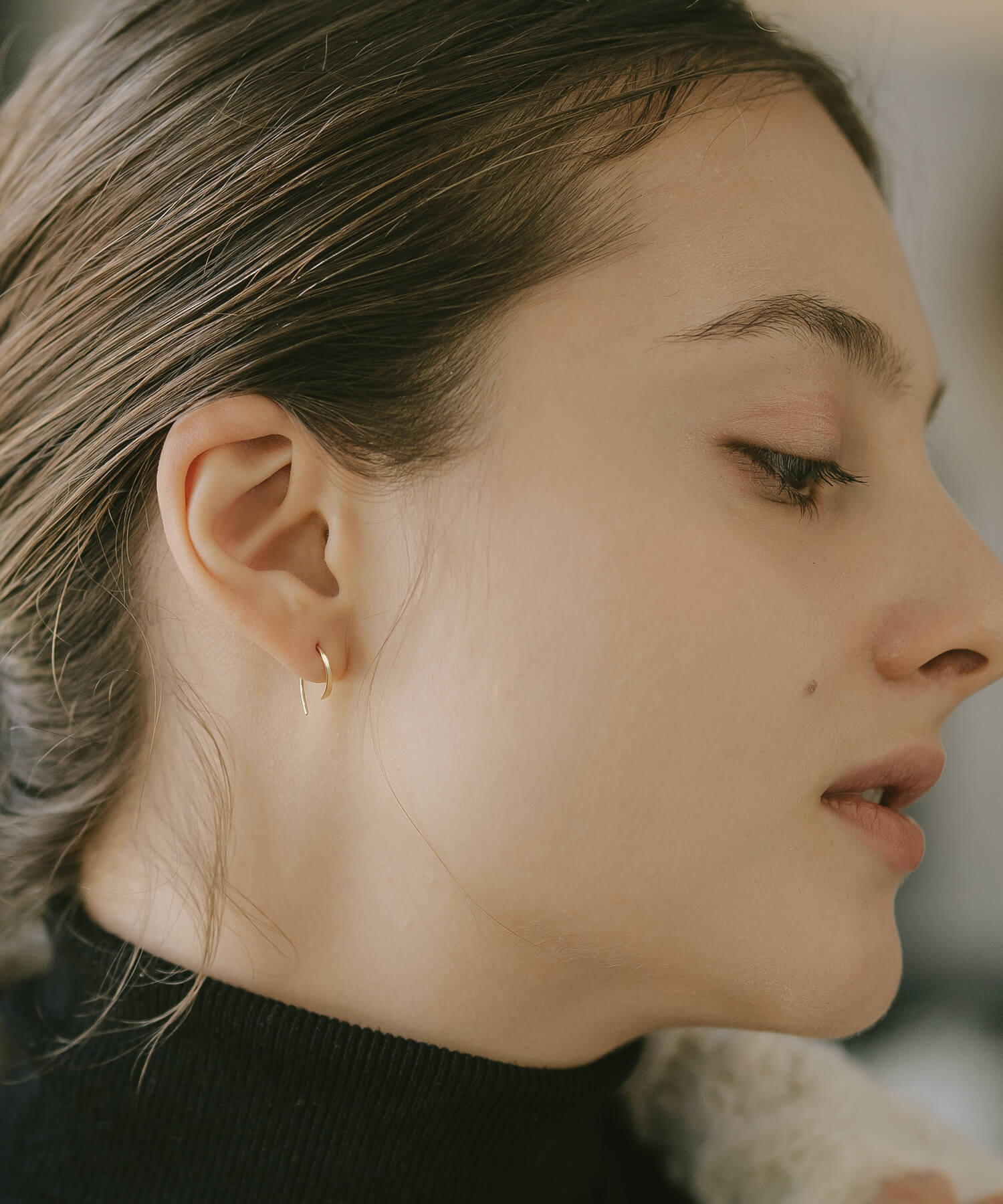 10K Gold Tiny Hang Earrings | GOUCCIA-MINI-10K