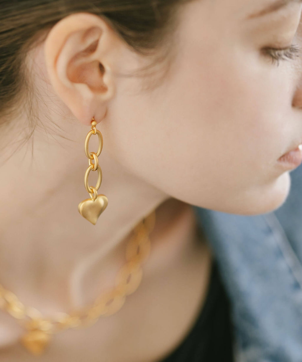 Heart Chain Earrings | MELLOW HEART CHAIN