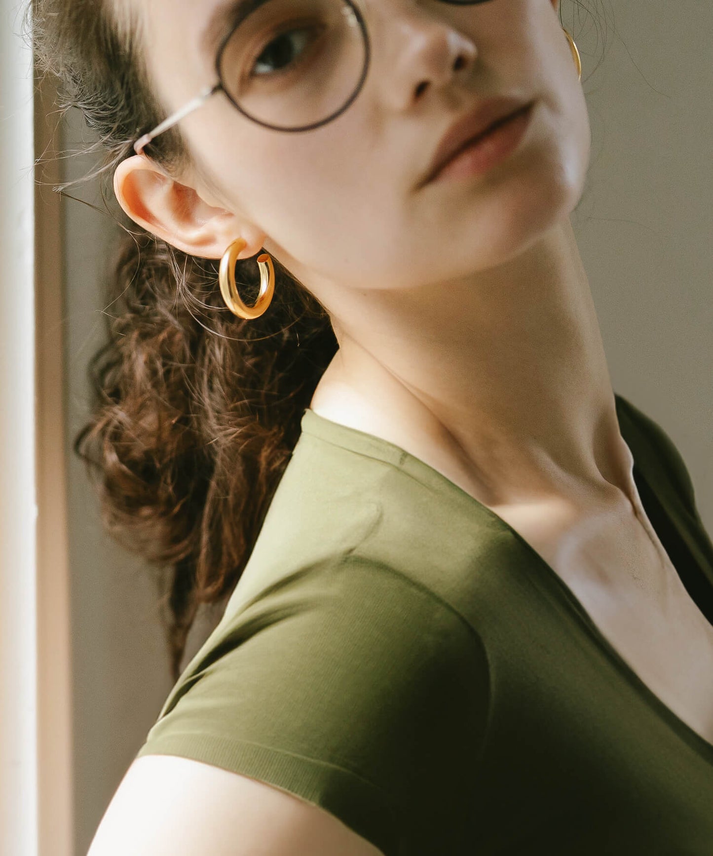 Round Tube Hoop Earrings | GIOOVE-LUNA HOOP PIERCE