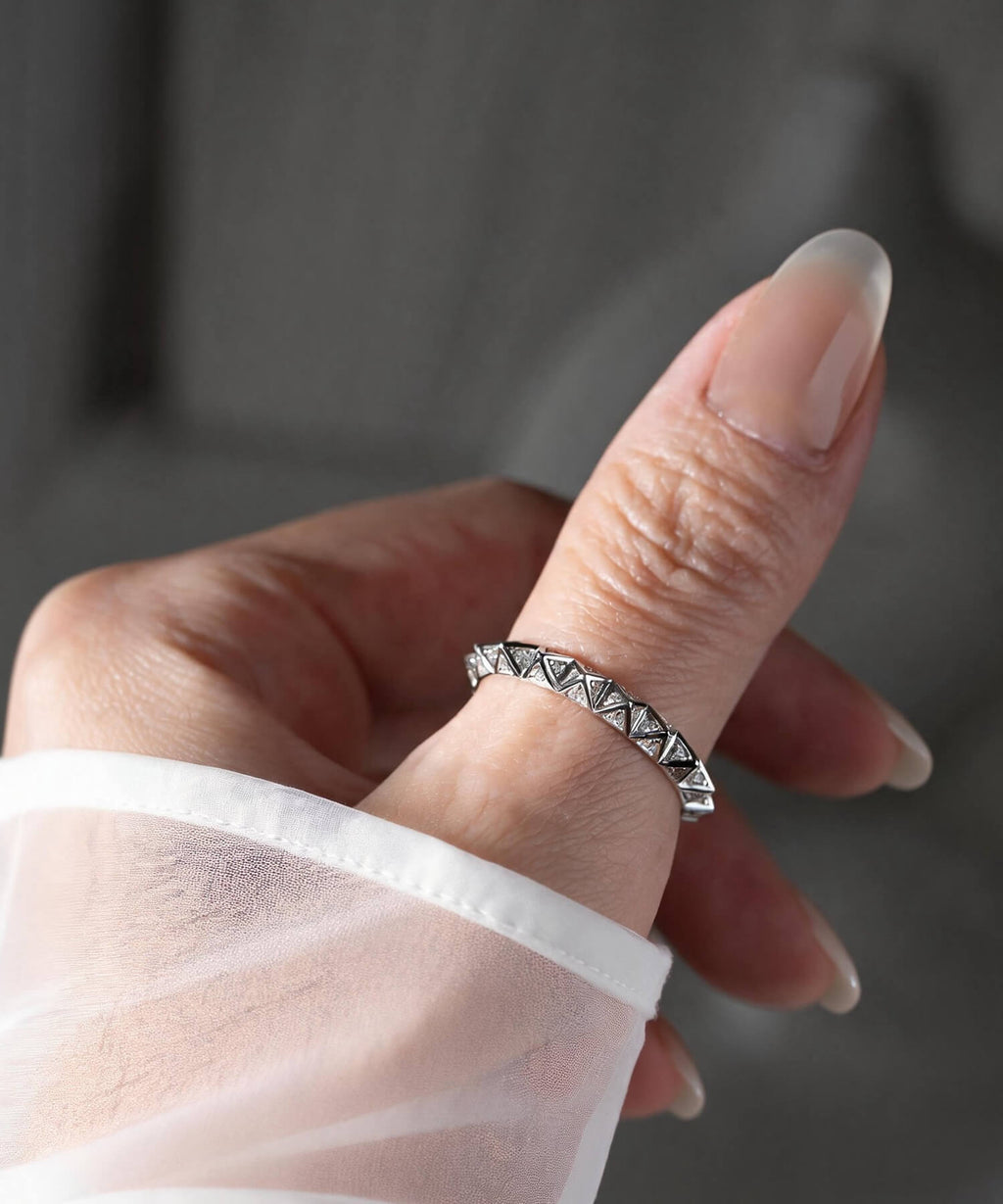 Silver925 pyramid studs ring | ZIREA RING