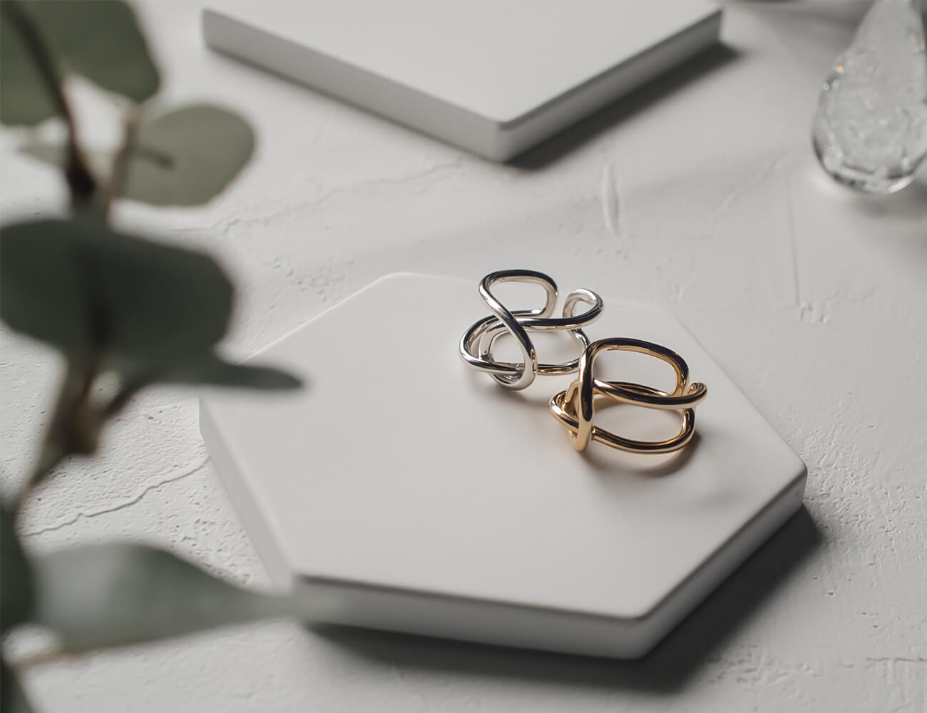 Infinity Cross Ring | INOAR