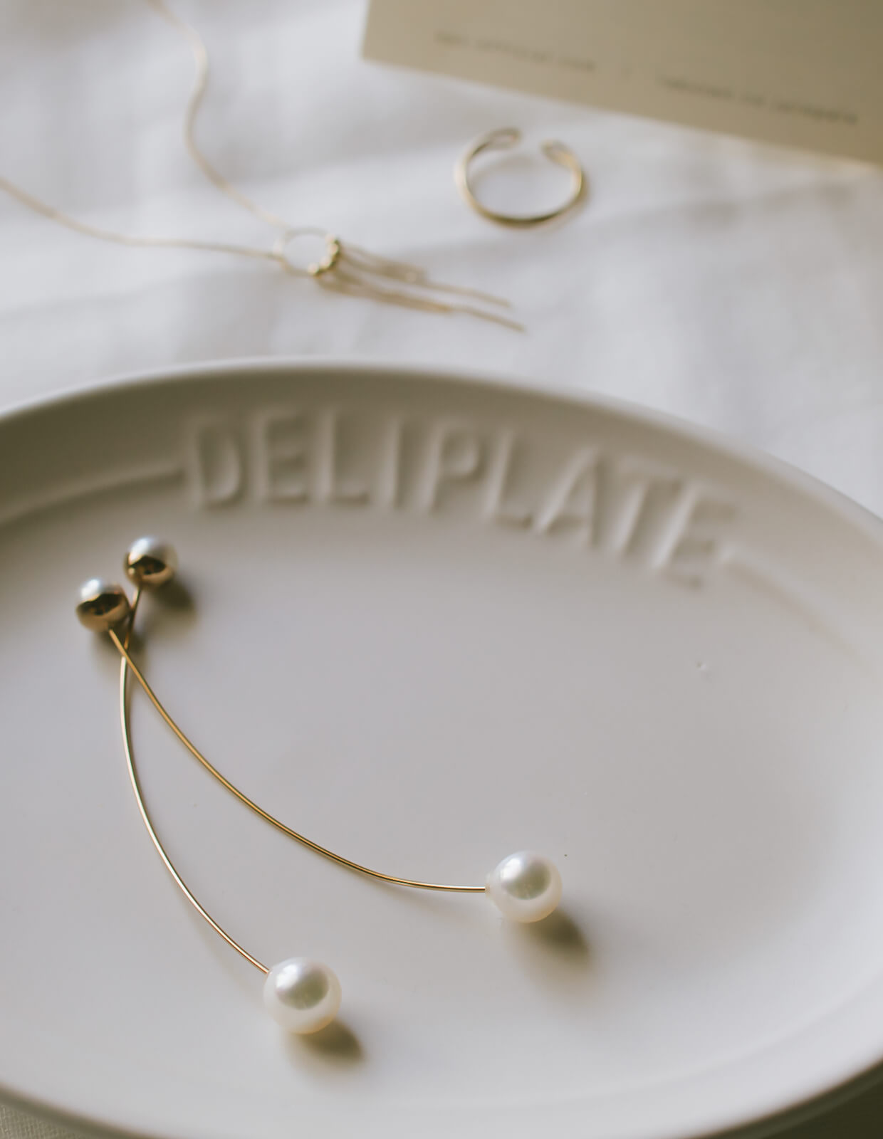 18K Gold Pink Gold Long Pearl Swing Earrings | ILMARI