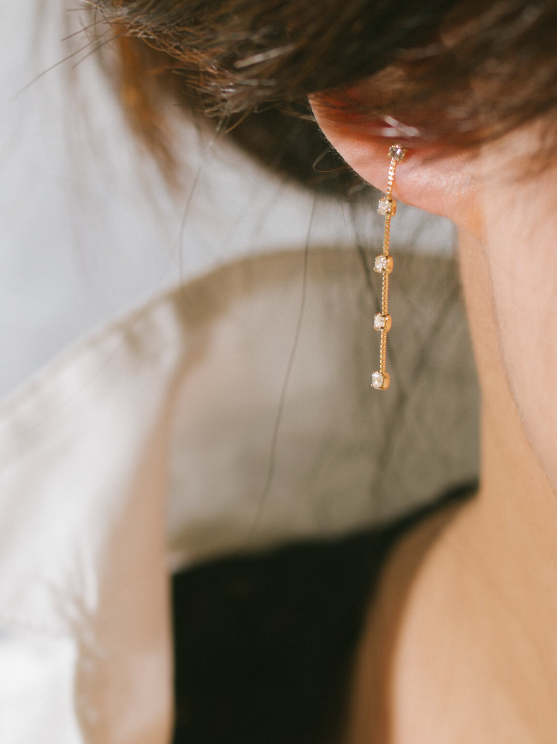 18K Gold 5diamond Swing Stud Earrings | FIDO