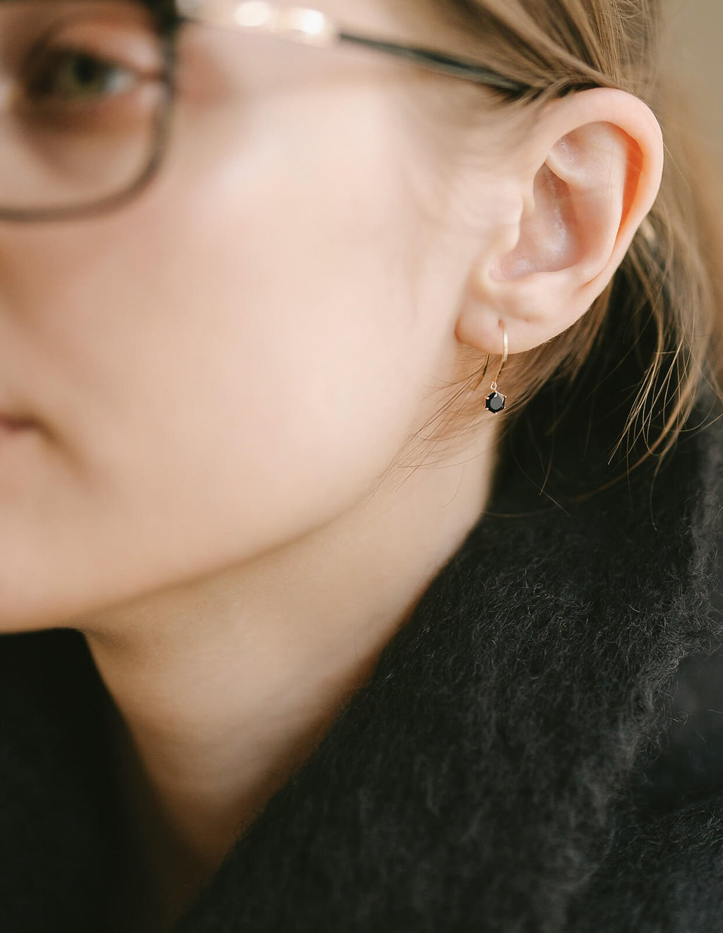 Gemstone Pentagonl Earring | TRESOR PENTA