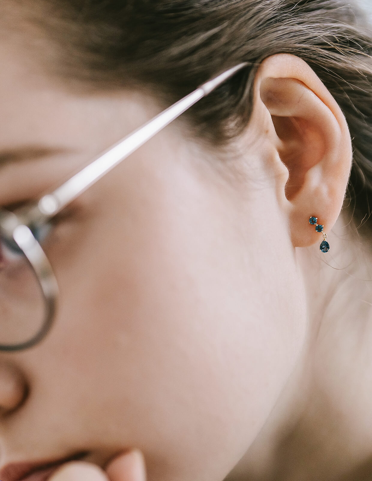 gemstone drop Earring | TRESOR TOROIS