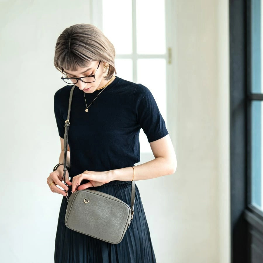 Mini leather shoulder bag | CONWY