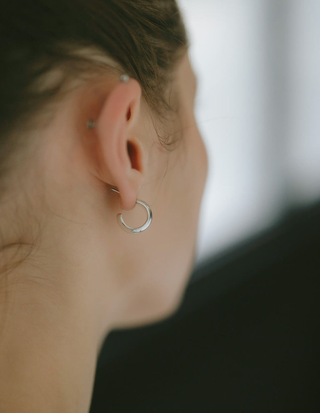 18K Gold Plated Sterling Silver Lustrou Hoop Pierce | CAPPIO