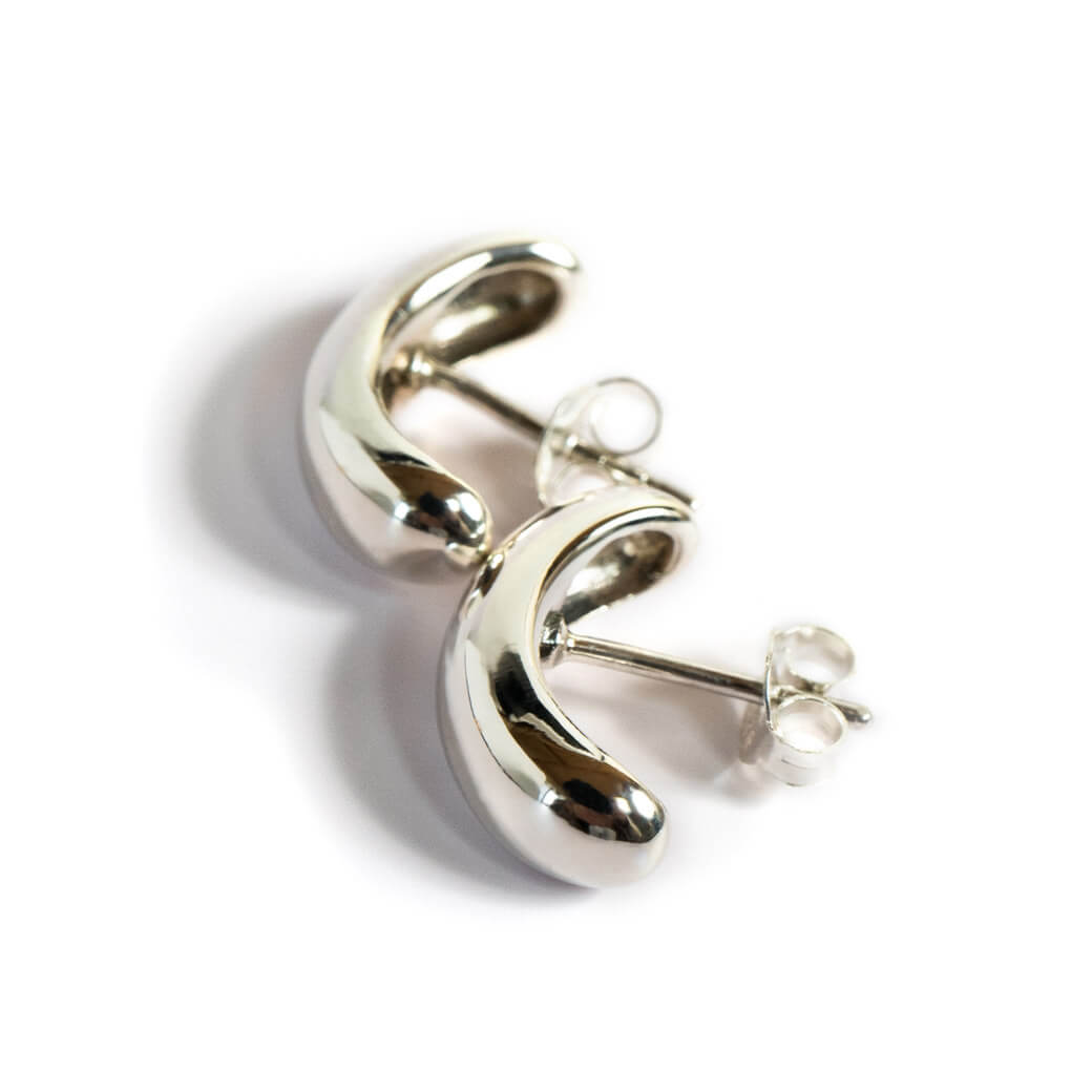 Silver925 Chubby Curve Bar Earrings | CUULLA