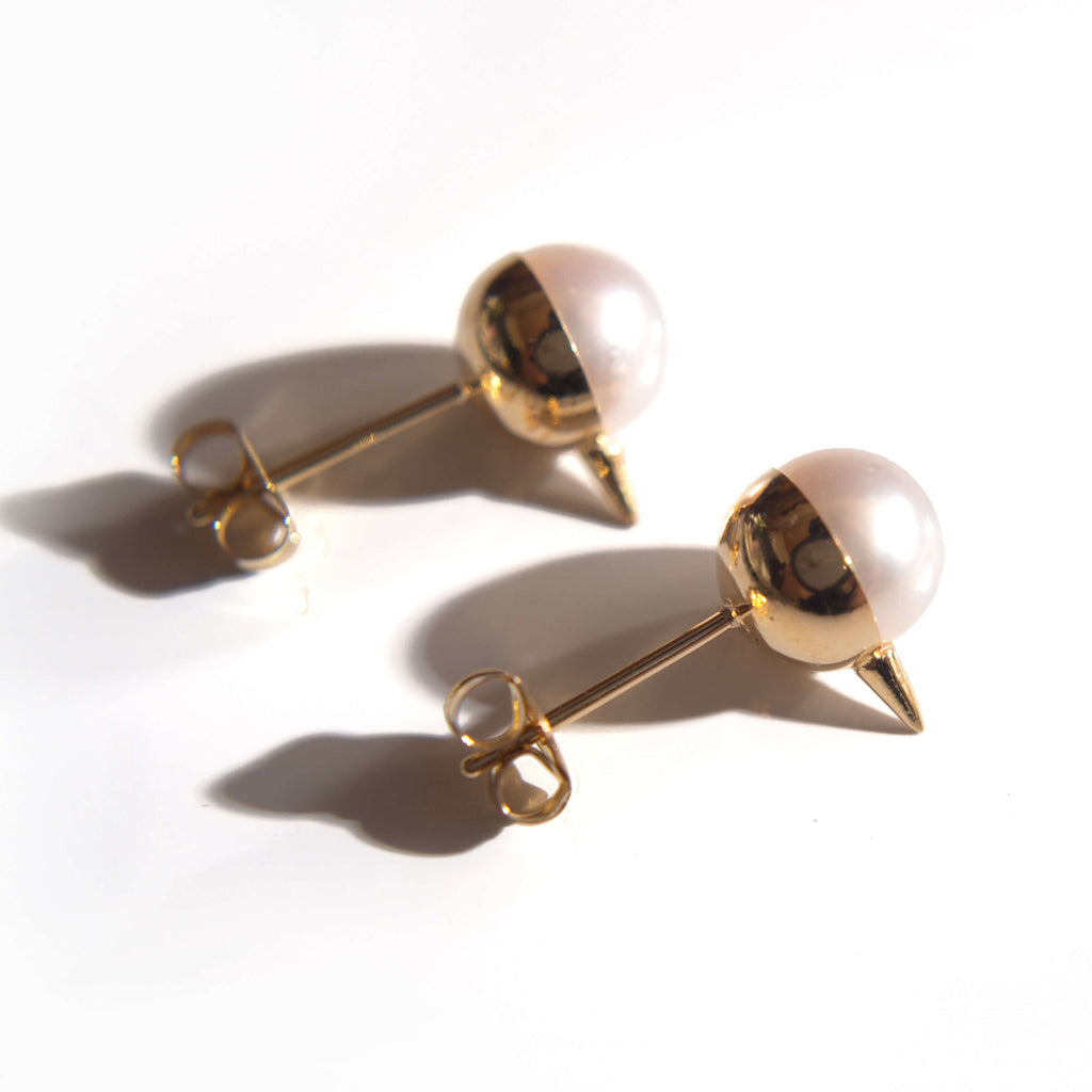 18K Gold Thorny Gold Cap Pearl Earrings | ESPINAS