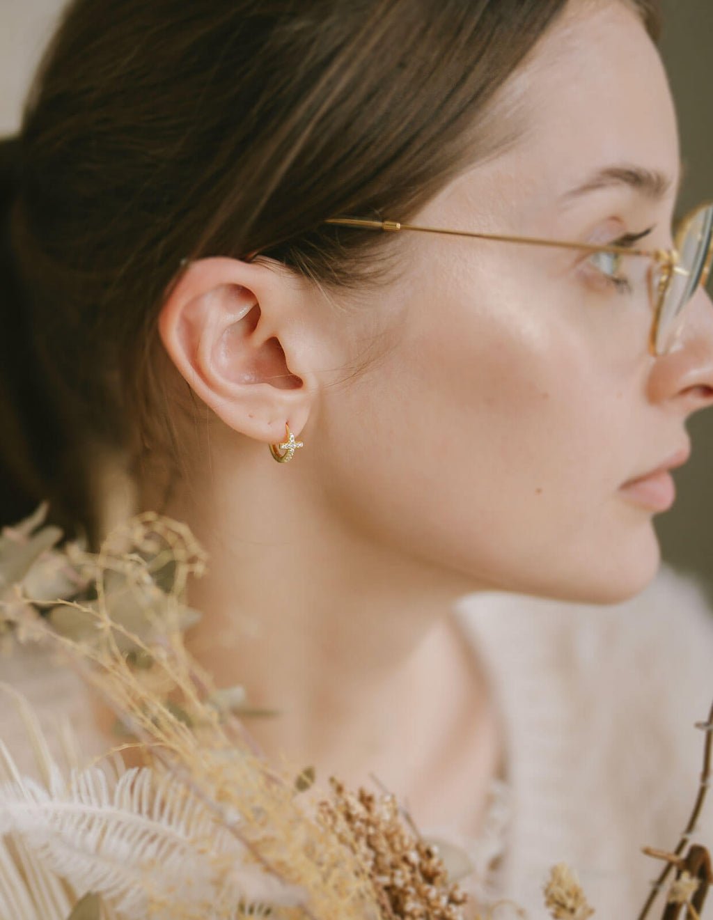 18K Gold Plated Sterling Silver Cross Pave Hoop Earrings | KYKLOS-CROS
