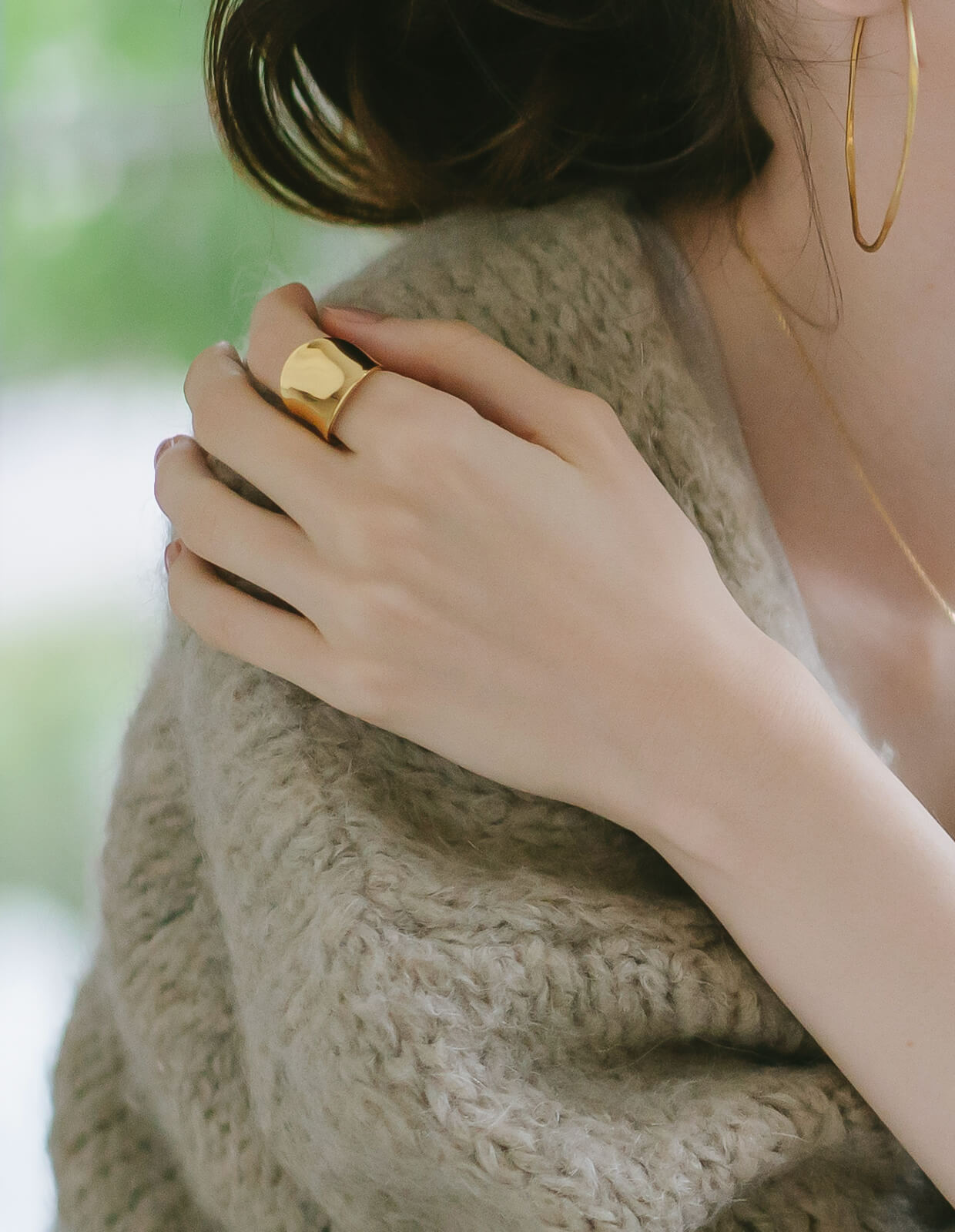 18K Gold Plated Sterling Silver Curved Tube Ring | AVIOR