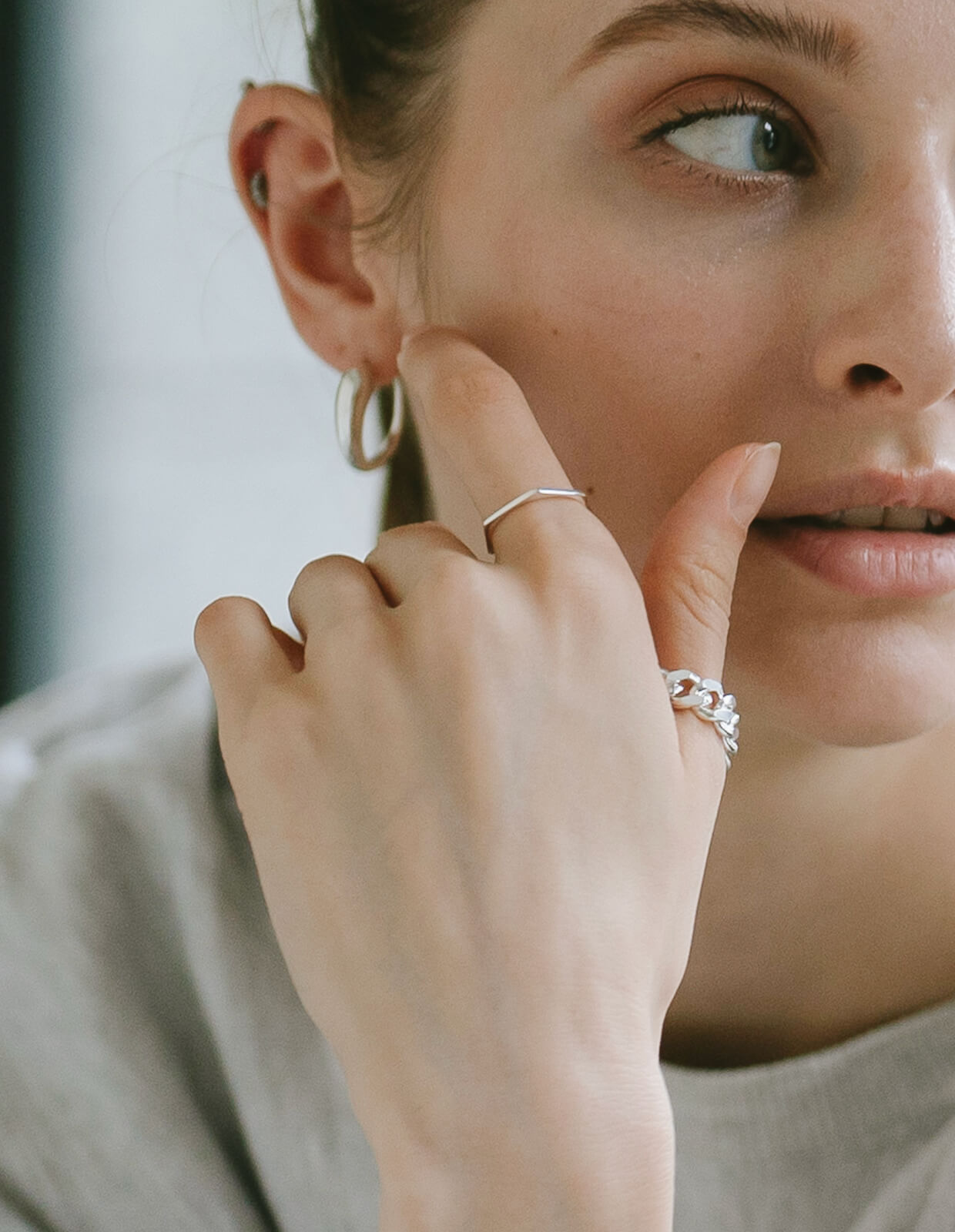 18K Gold Plated Sterling Silver Skiny Stacking Ring | LEIKKISA