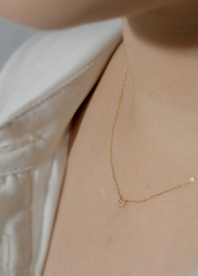 Tiny Diamond Motif Gold Necklace | MELE-NK