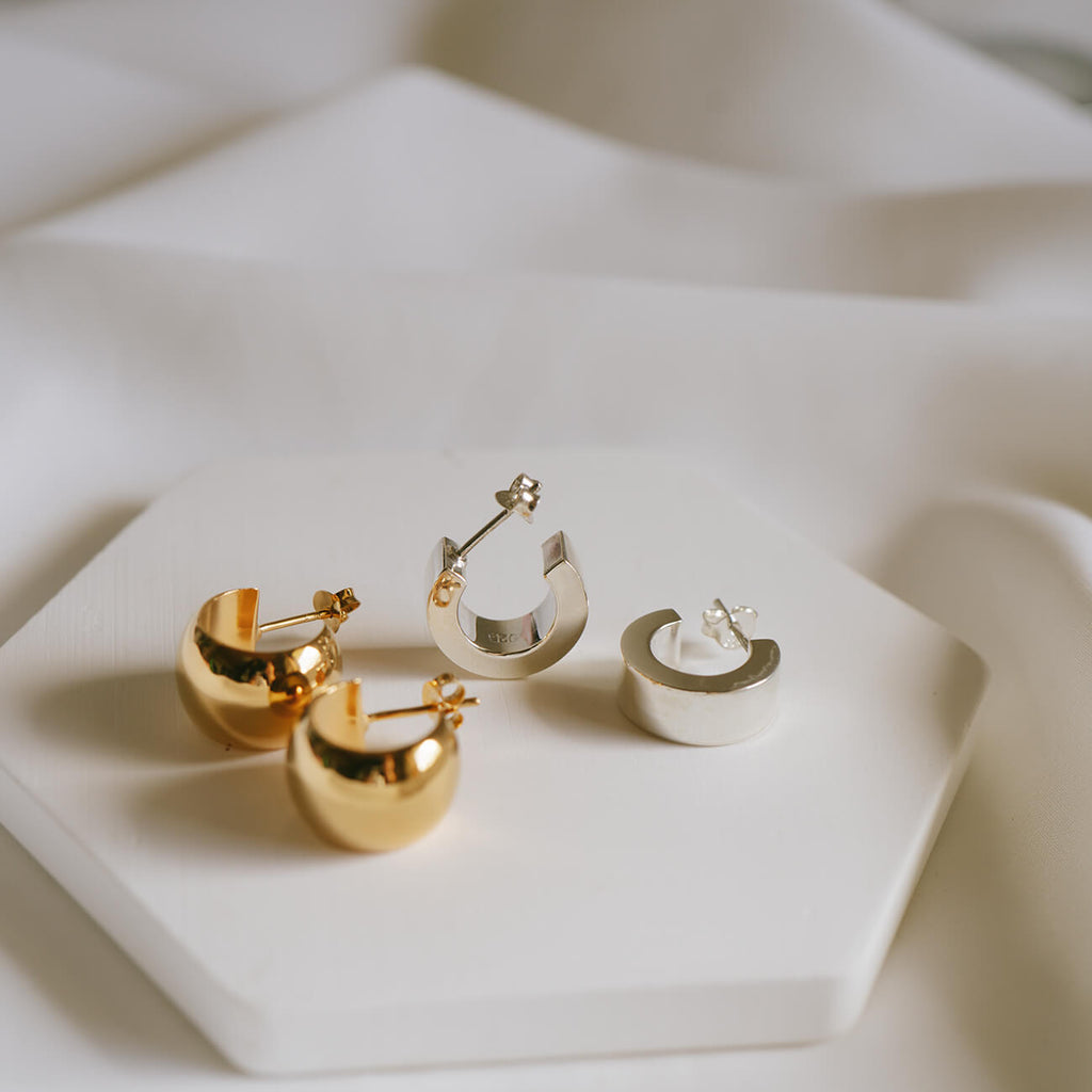 18K Gold Plated Sterling Silver Lustrou Hoop Pierce | CAPPIO
