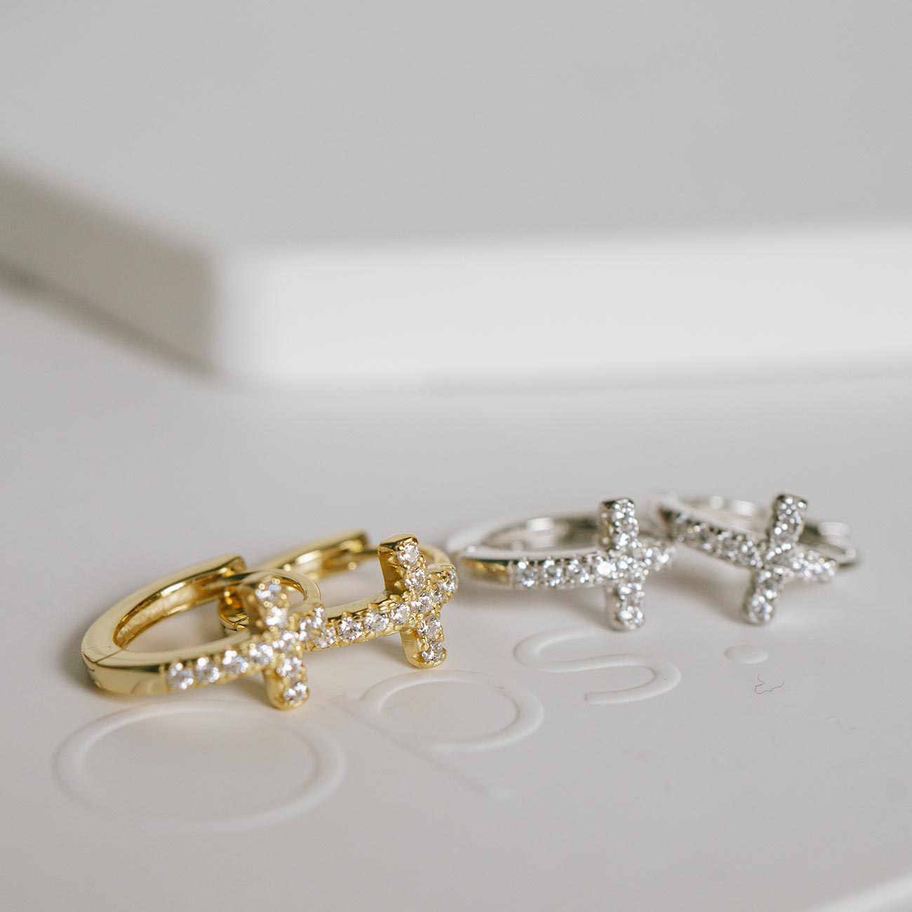 18K Gold Plated Sterling Silver Cross Pave Hoop Earrings | KYKLOS-CROS