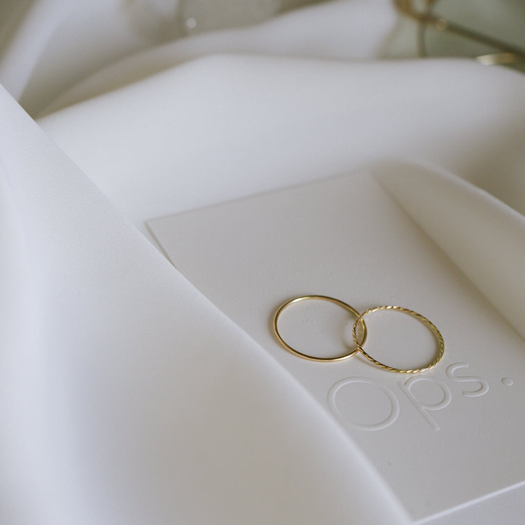 18K Gold Dainty Skinny Ring | SILPHA